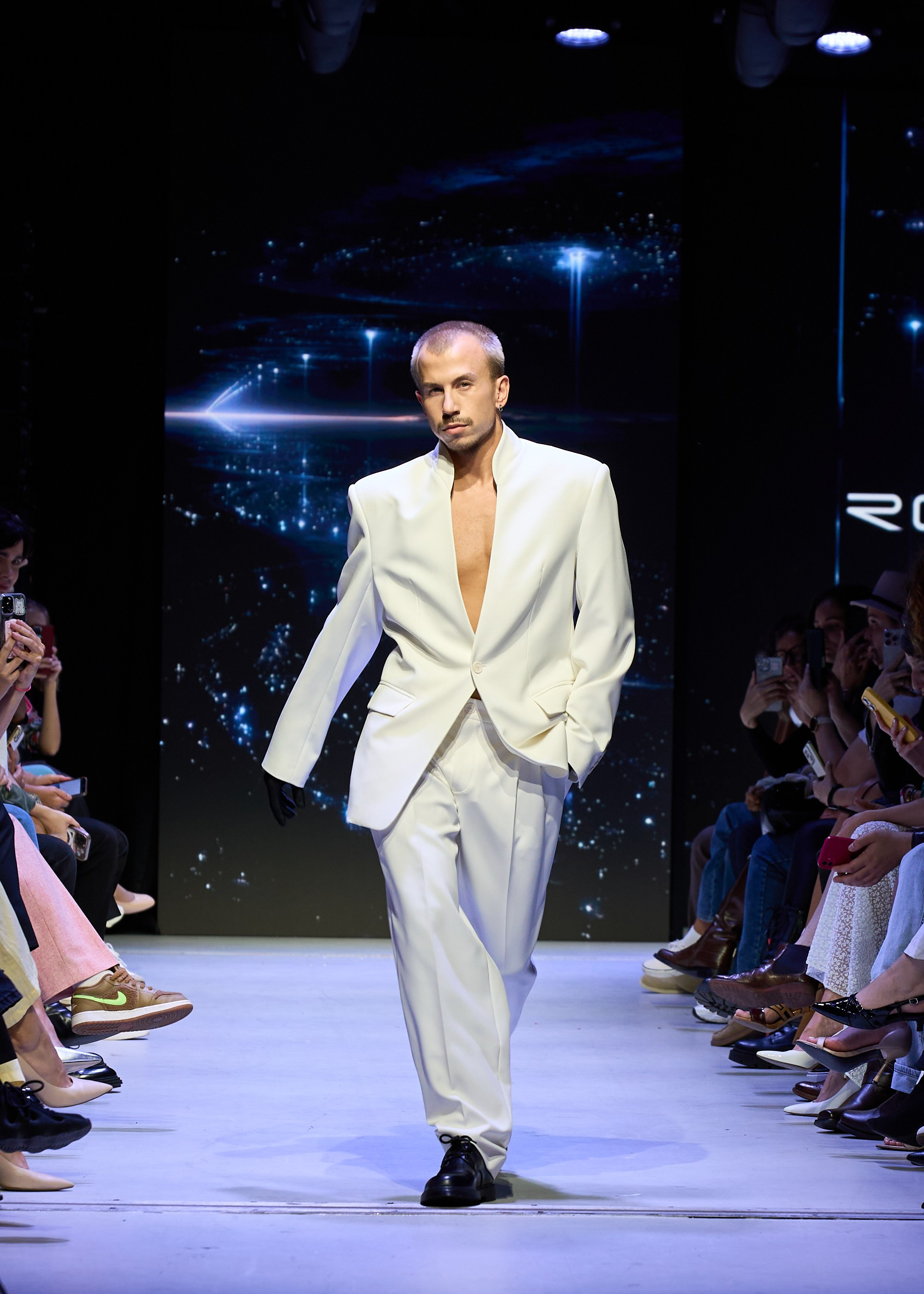 ROSHI. Московская неделя моды 2025. Портретный и fashion фотограф в Москве Игорь Малышев