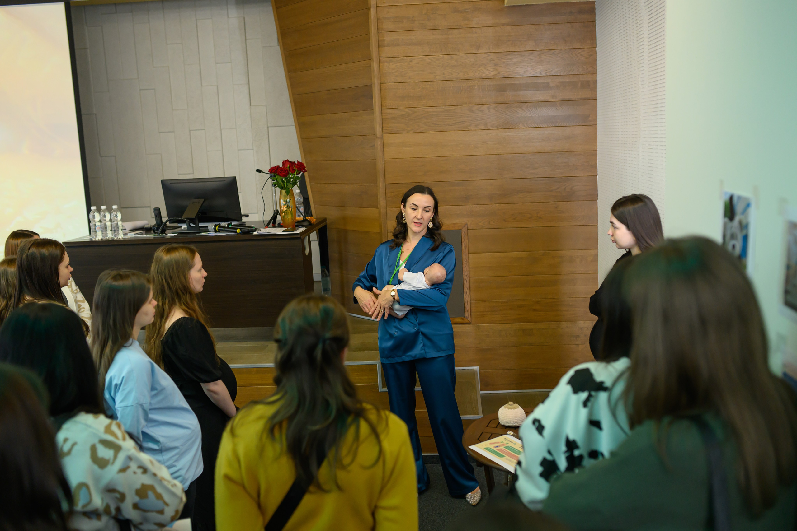 Праздник материнства ноябрь 2025. Профессиональный фотограф Елена Красилина г.Ярославль, г. Рыбинск