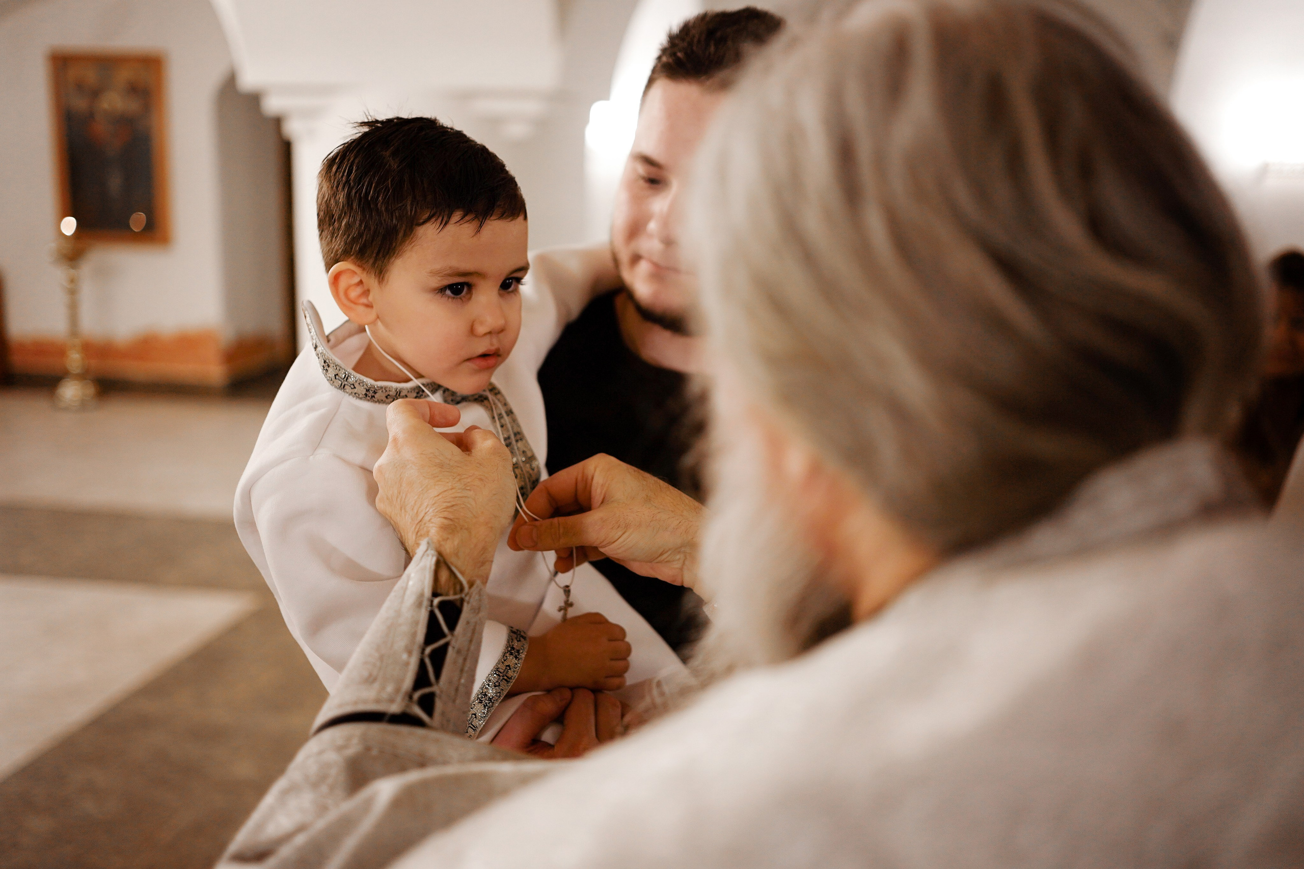 Таинство Крещения в храме Живоначальной Троицы в Троицке. Семейный и детский фотограф в Москве Екатерина Офицерова