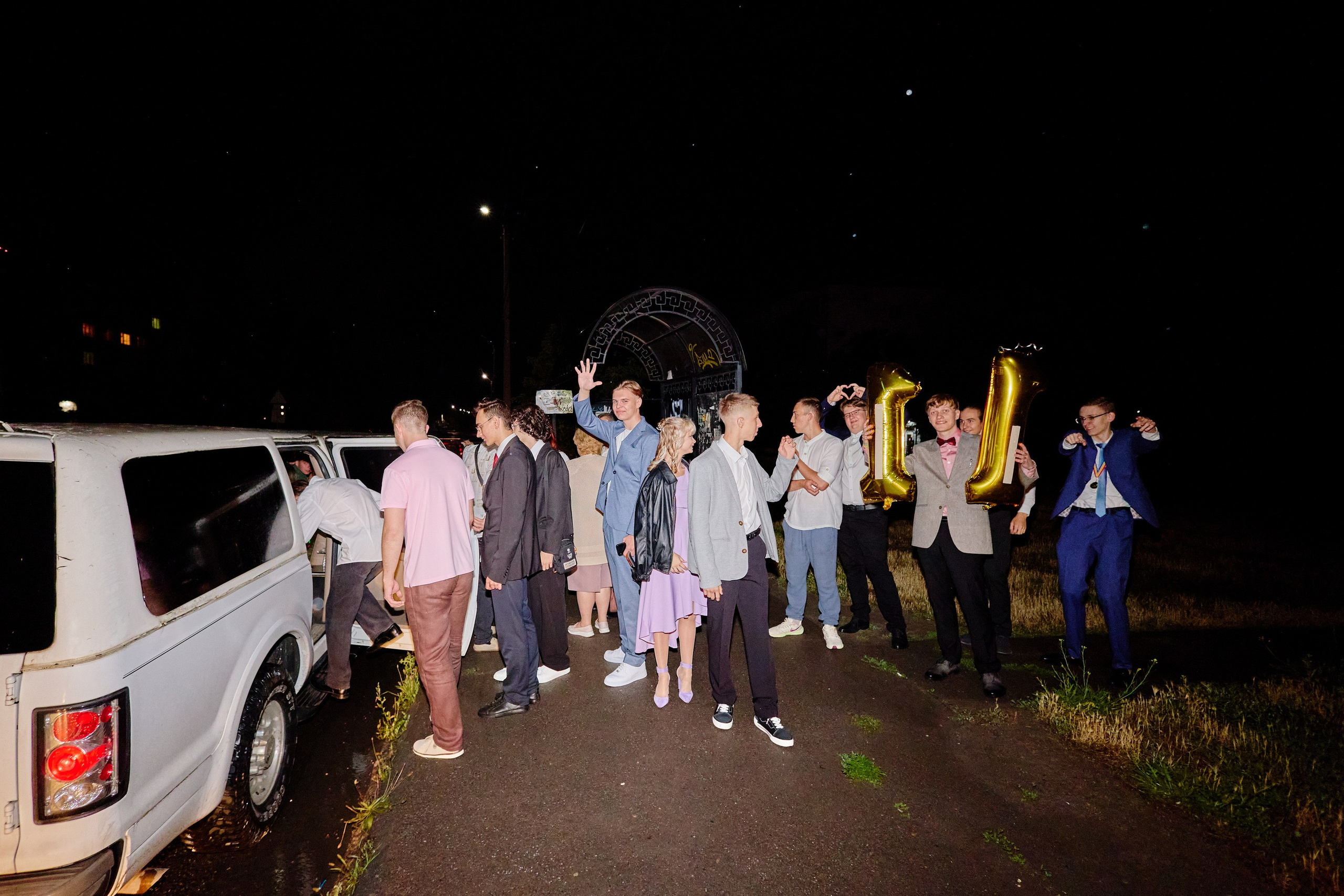 Выпускной 35 Сош. Фотограф Выпускные альбомы Таганрог Сергей Коробченко