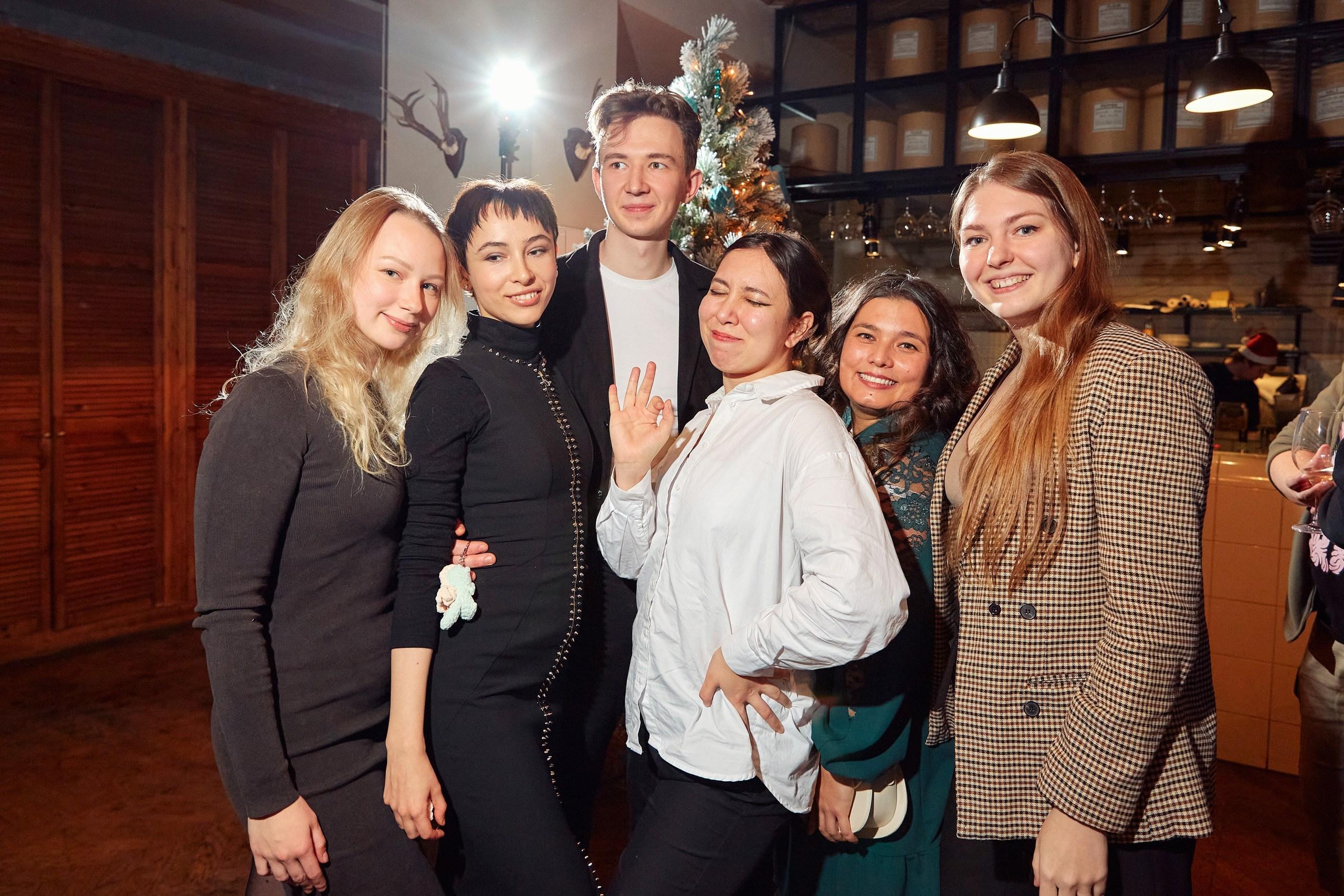 Компании Miraitech-Mavstech / Ресторан MUKKA. Антон Артюшин, портретный фотограф. Москва