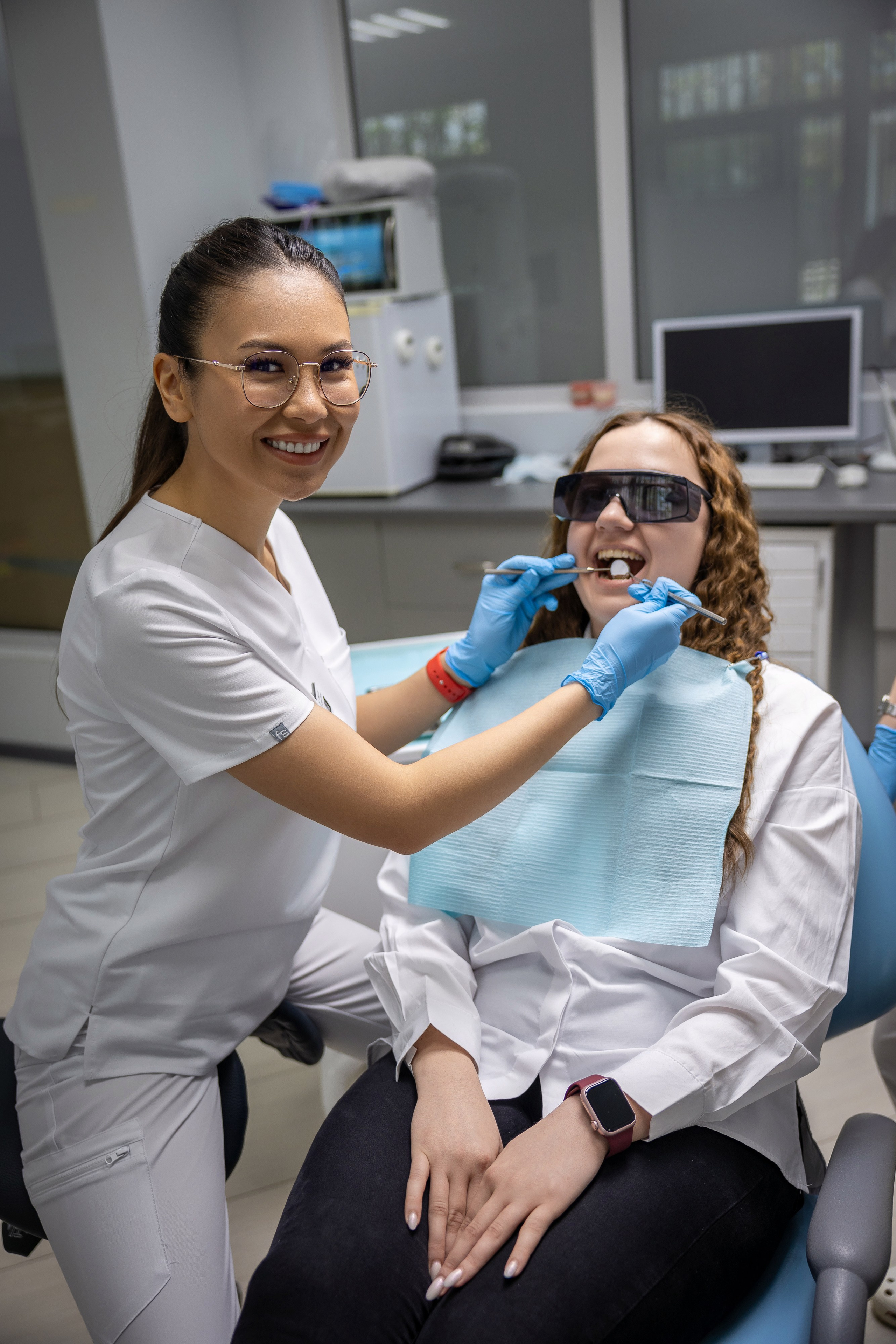 Съемка контента для стоматологии, фото сотрудников, интерьер. Свадебная, репортажная и бизнес съёмка в Ростове-на-Дону