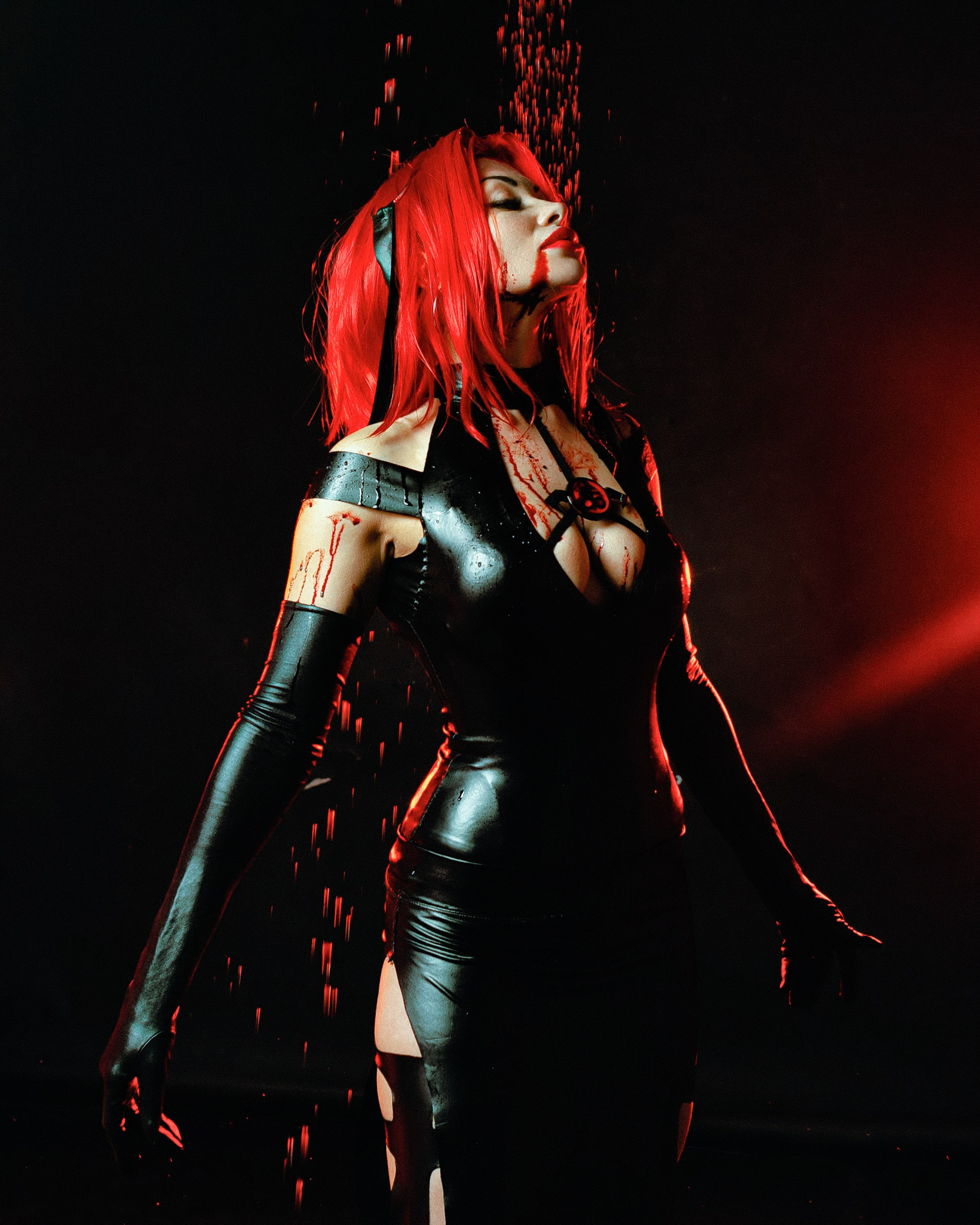 Аренда костюмов, платьев и реквизита для фотосессий на Камчатке