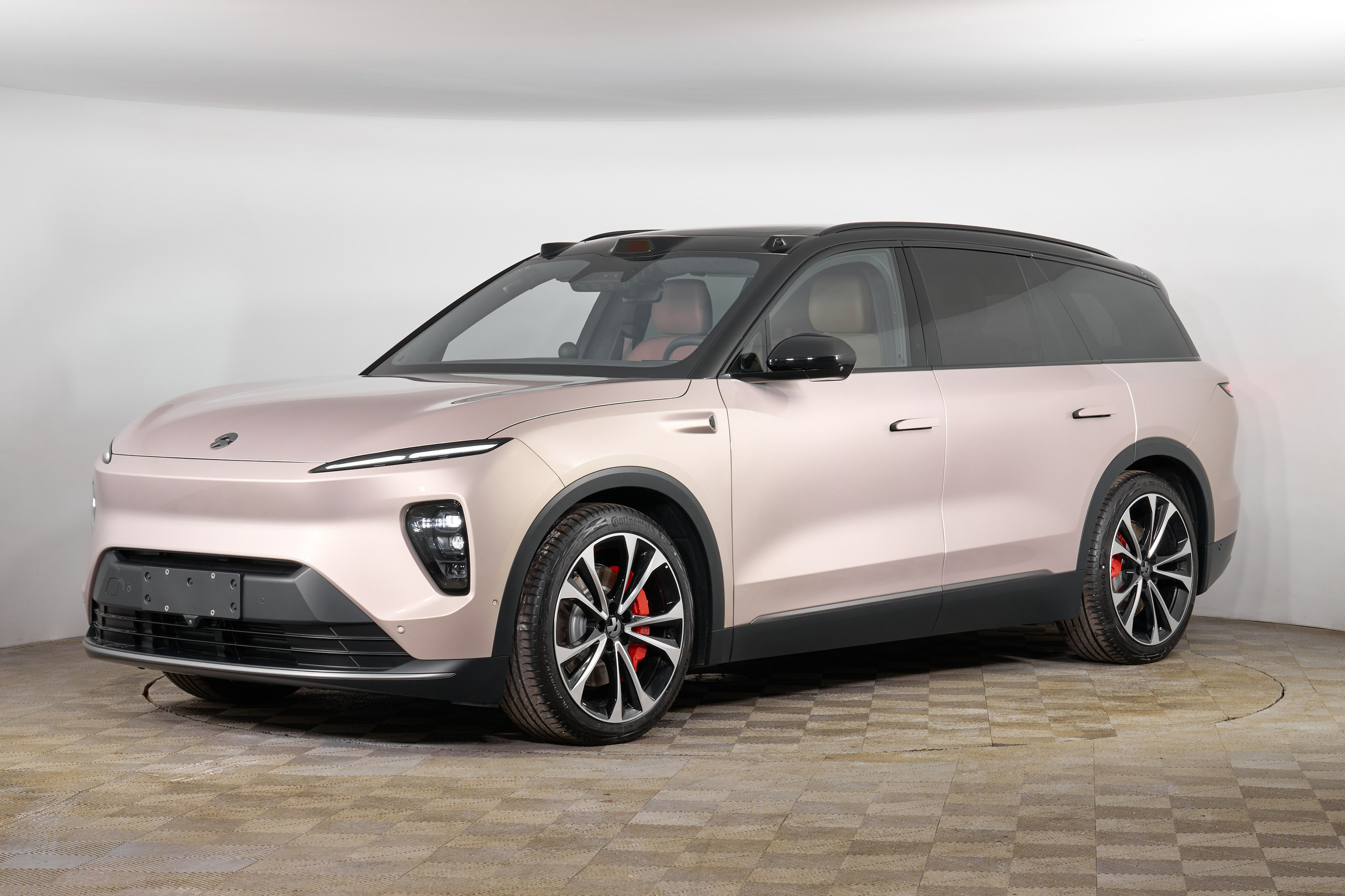 NIO ES8. Фотограф Николай Прокофьев модельные тесты в Москве