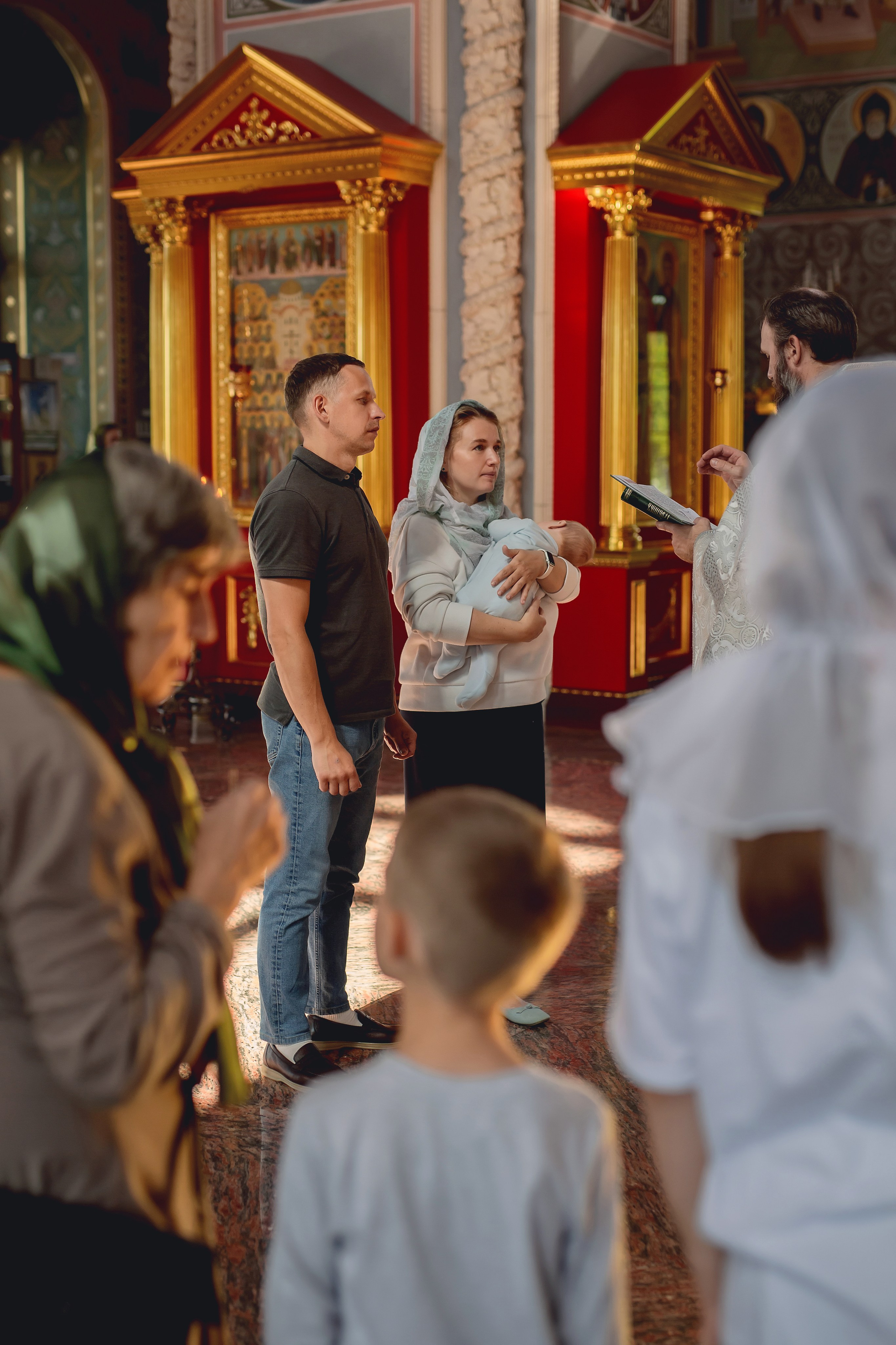 Крещение в храме Св. князя Георгия Всеволодовича. Фотограф беременности и семейный фотограф в Нижнем Новгороде Мила Шелест
