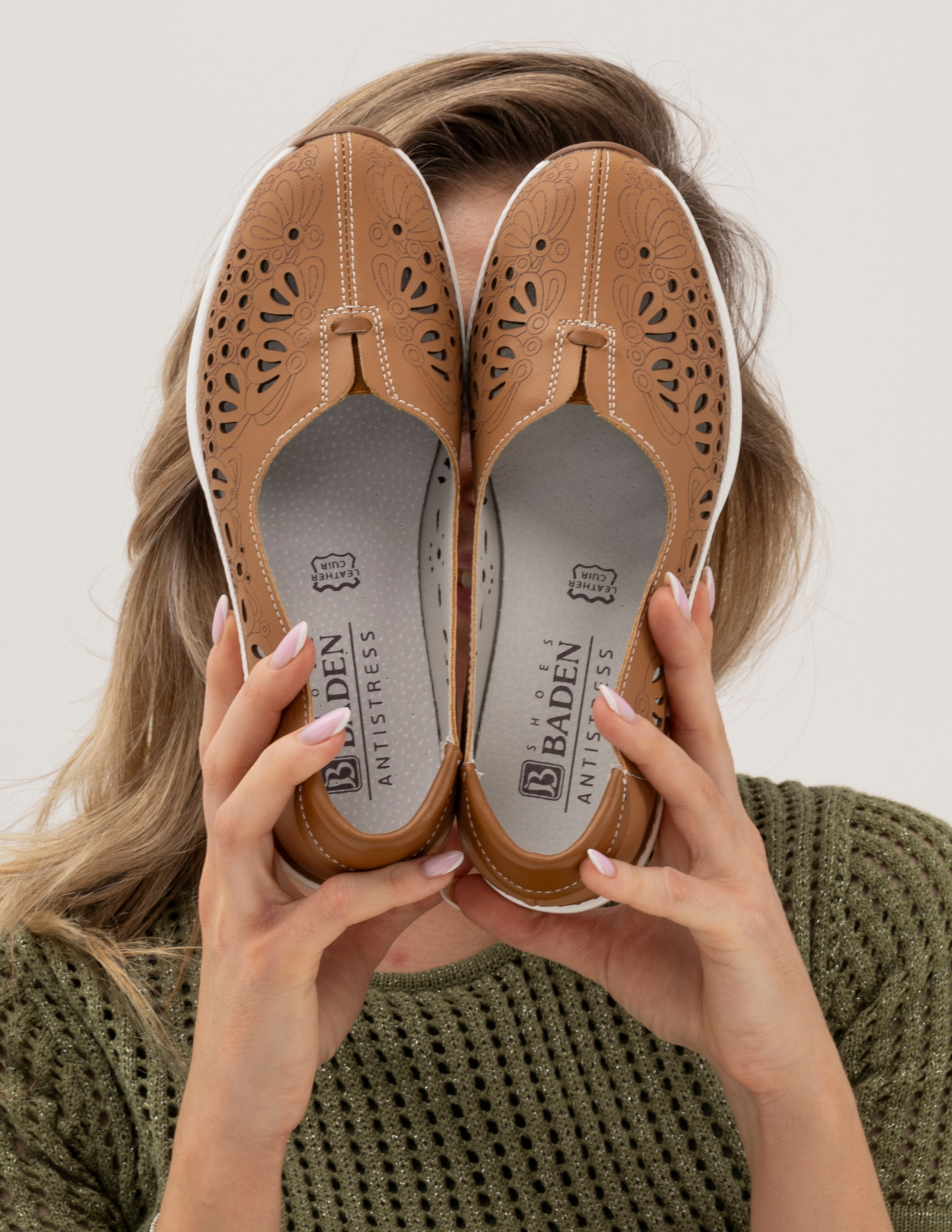 Каталожная съёмка для интернет магазинов. Автопортретная фотостудия в Казани