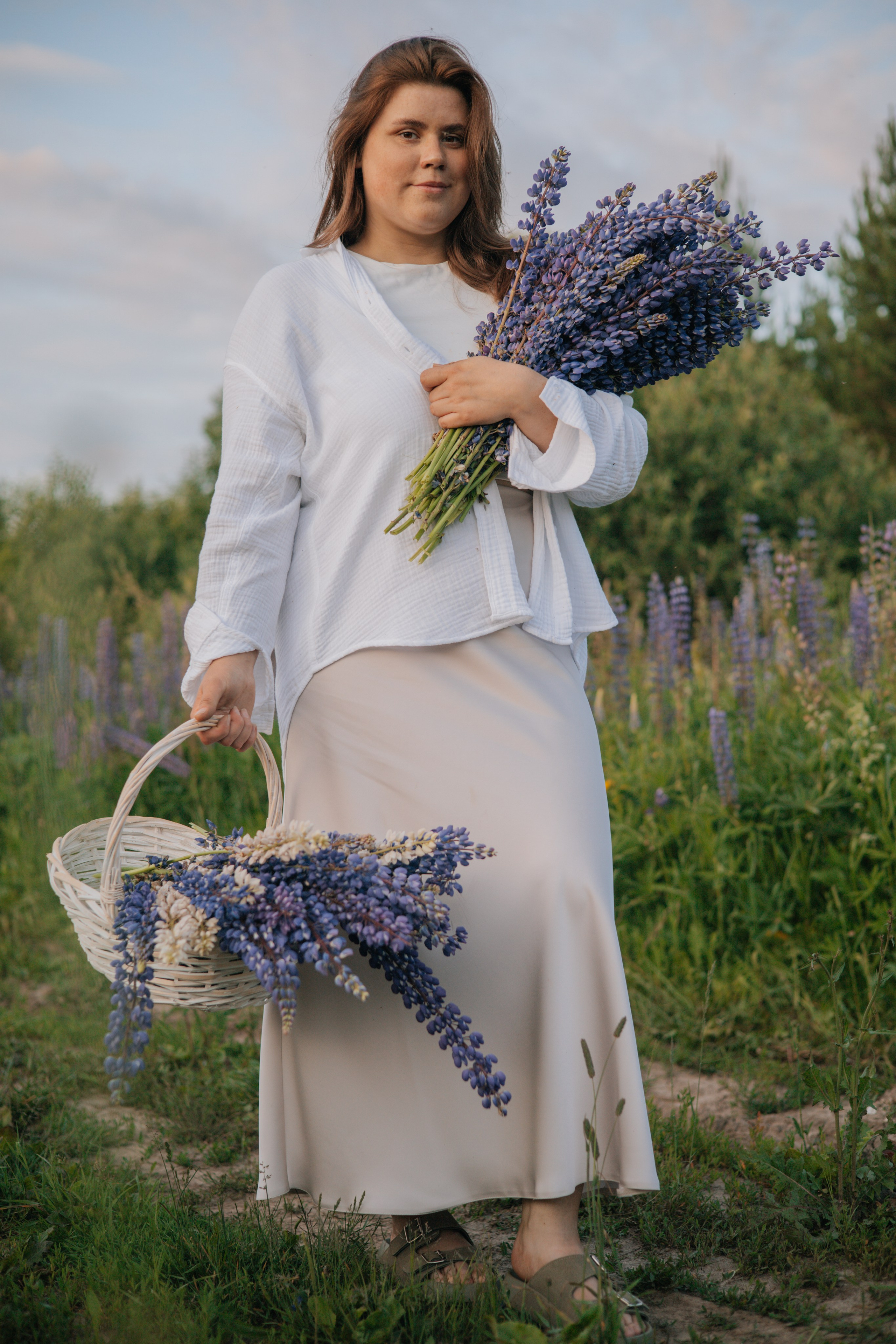 Фотосессия в люпинах. Семейные и индивидуальные съемки в Йошкар-Оле
