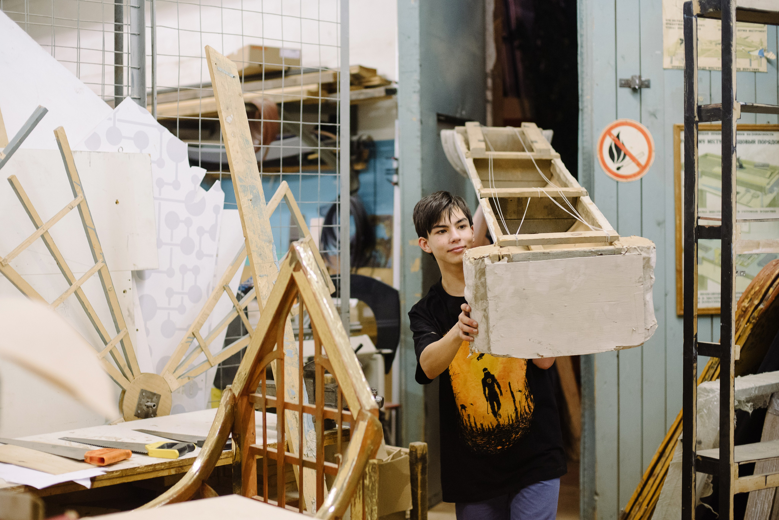 ТЮТ. За сценой. Мастерские. Фотограф Алиса Калинина