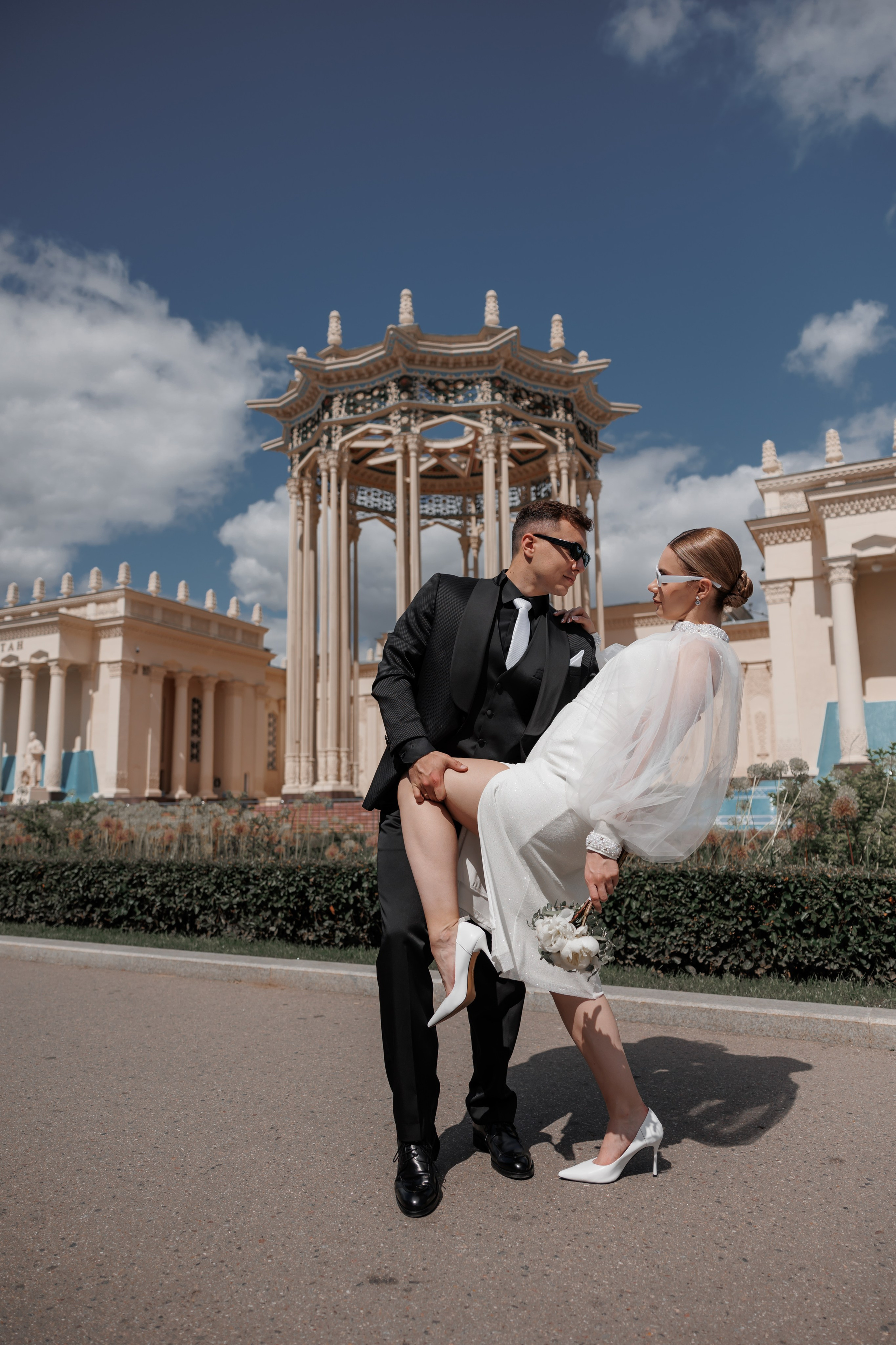 Анна и Сергей, Особняк Муравьевых-Апостолов, прогулка по ВДНХ, ресторан «Домик в саду». Свадебный и репортажный фотограф (Москва, Королев и другие)