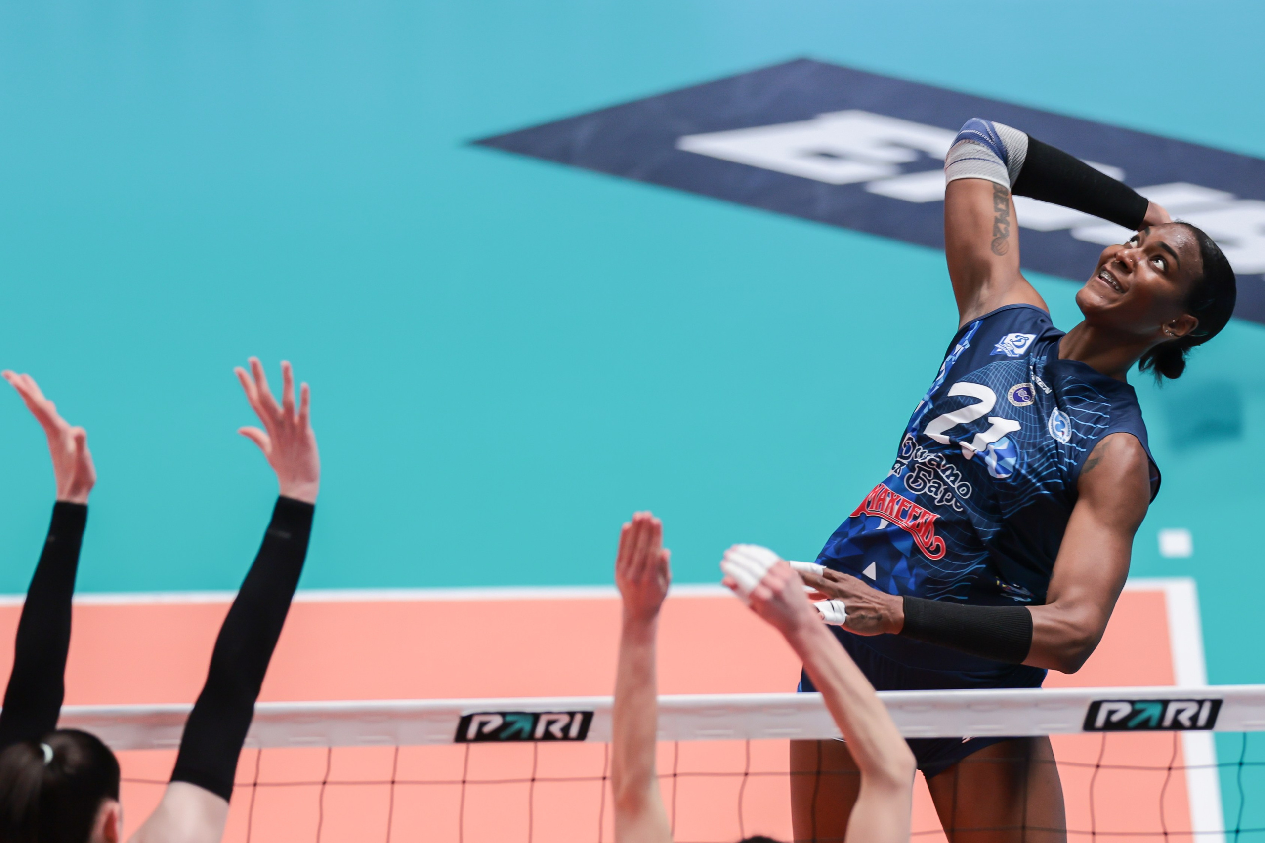 ВК Динамо Ак Барс — ВК Ленинагрдка. Спортивный репортажный фотограф Казань Нафис Сиразетдинов