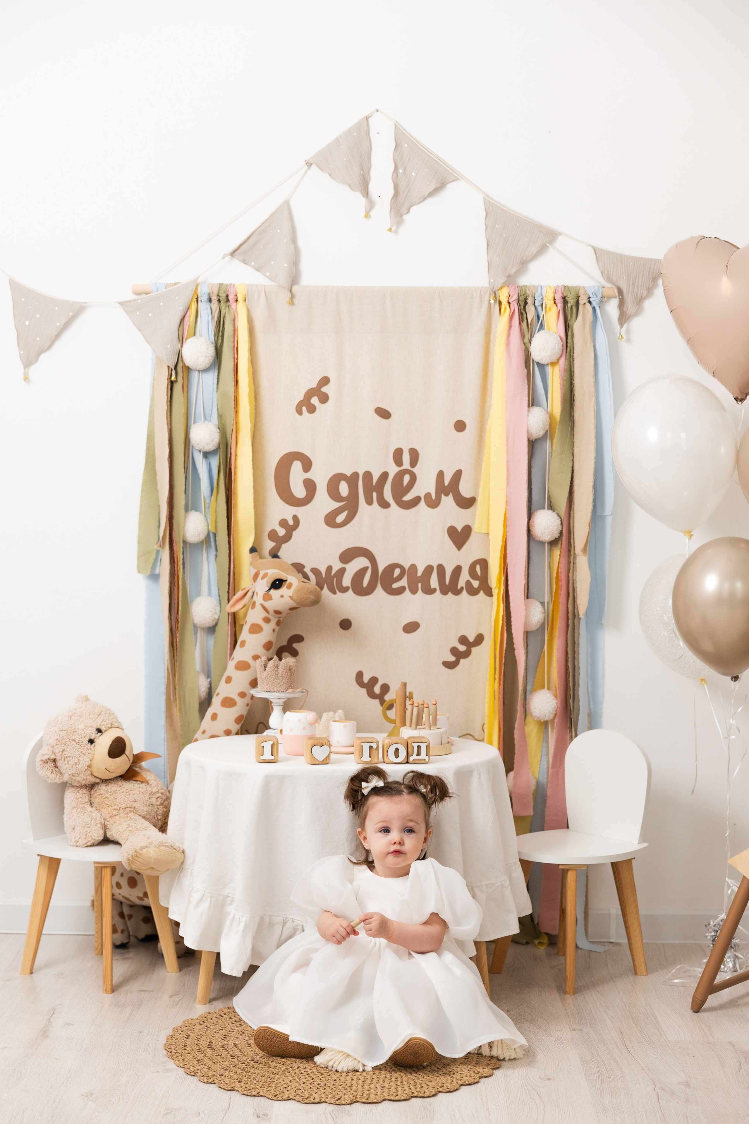 Мия 1 годик и Новый год SWEET HOME KIDS. Kharchenkotatianaweddingphoto