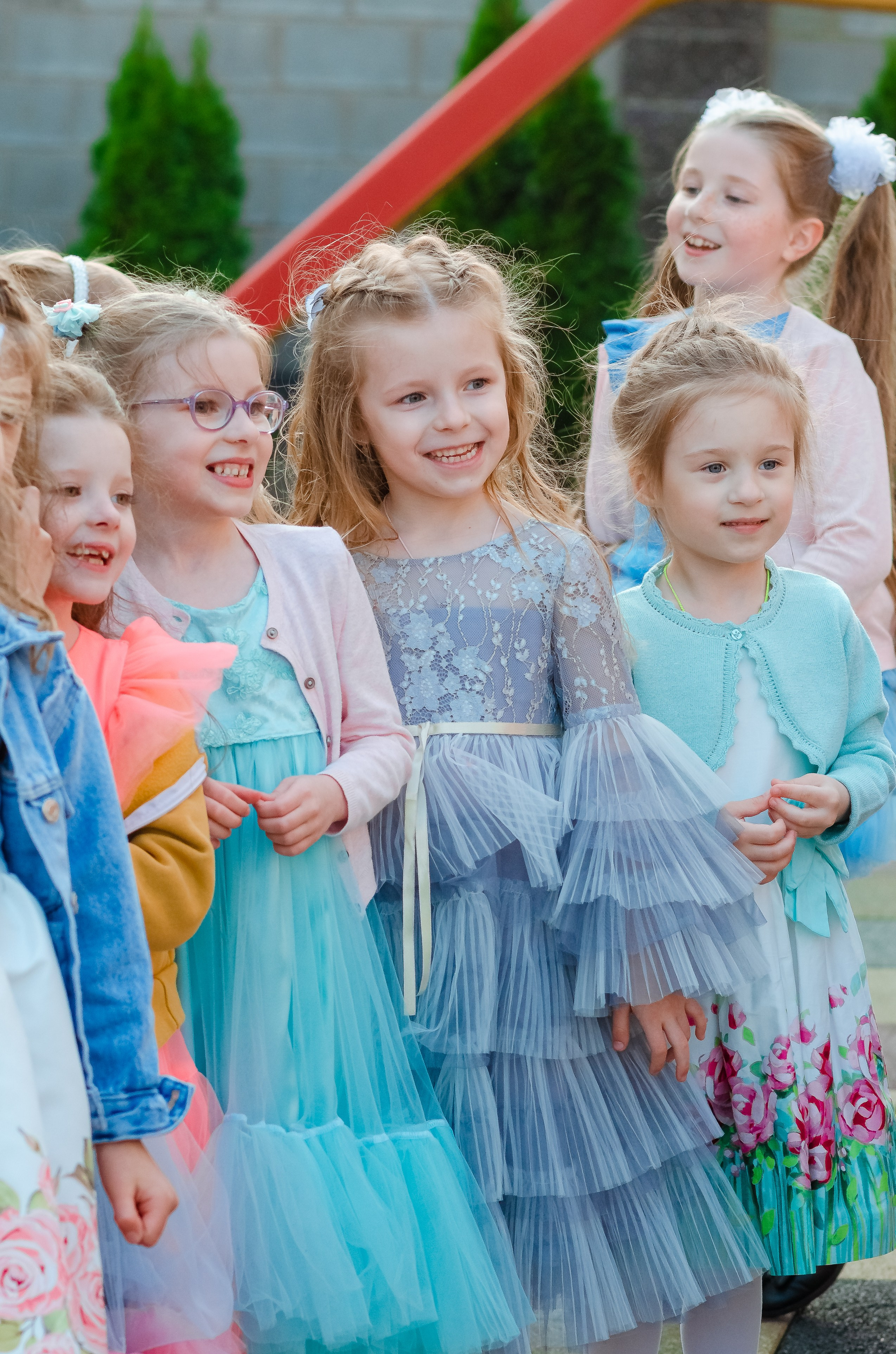 Выпускной утренник 2023. Семейный фотограф на выписку из роддома и крещение Минск Настя Гришук