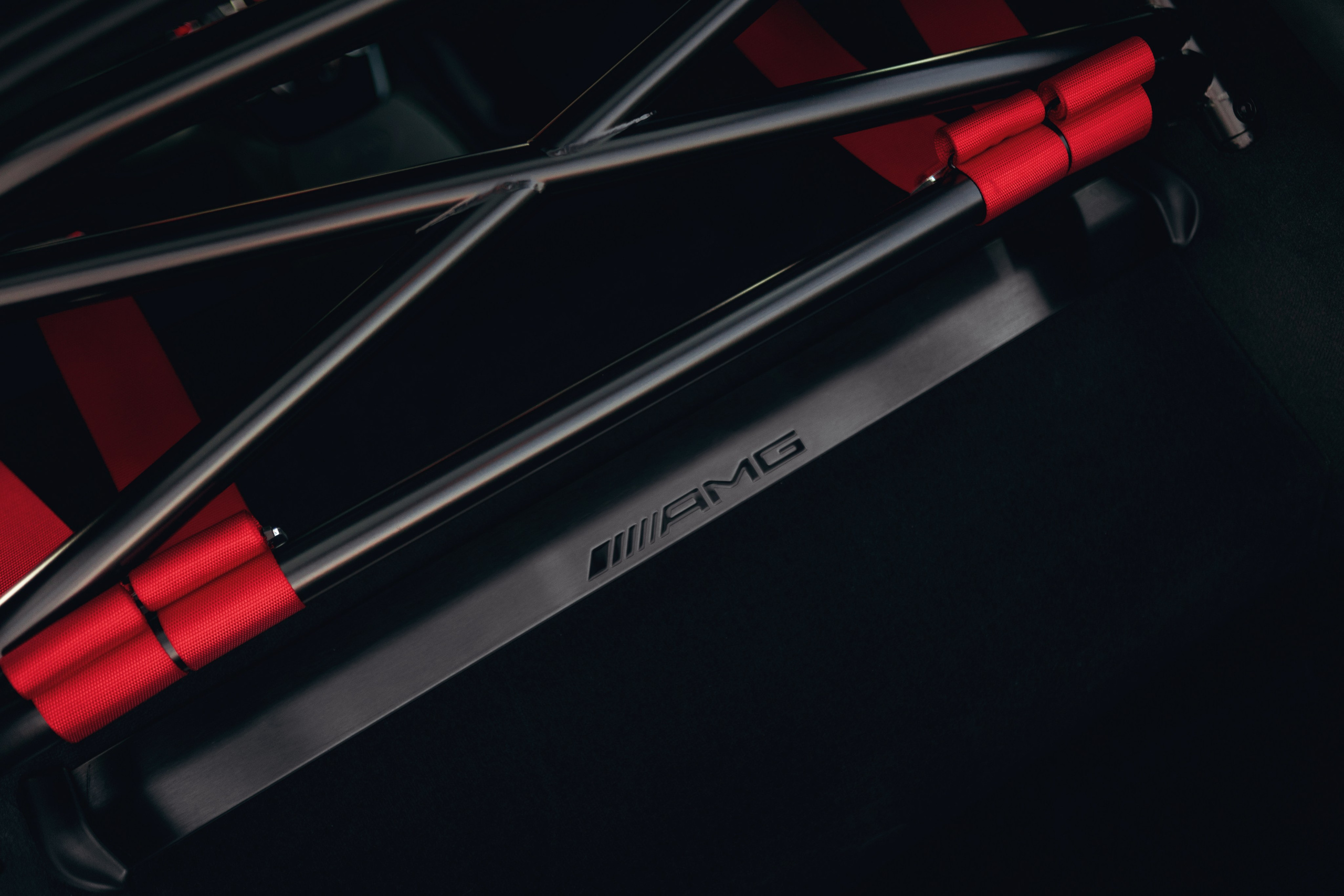 Фотографии Mercedes-AMG GTR