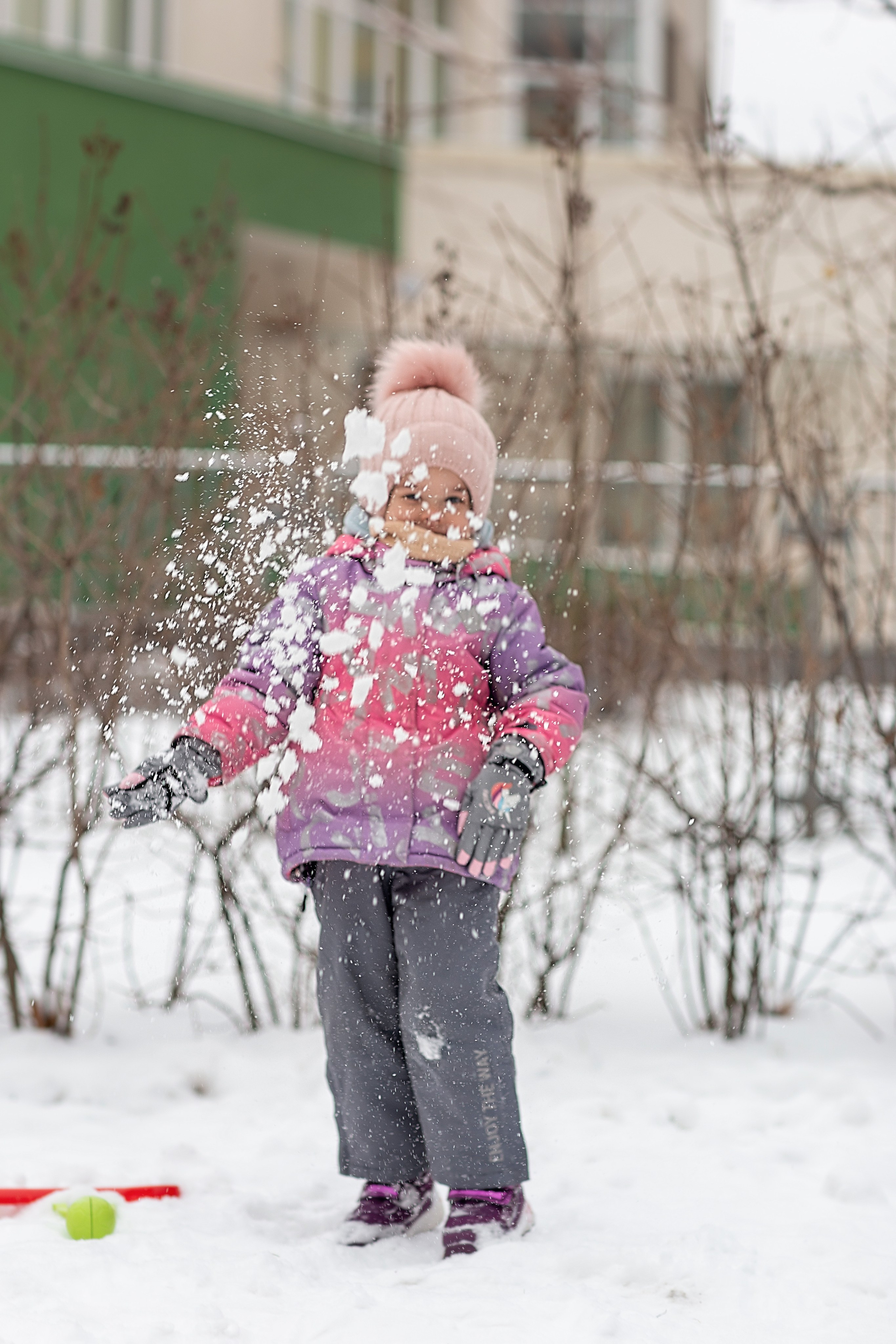 День в саду_Зима_2023 год. Семейный фотограф в Санкт-Петербурге