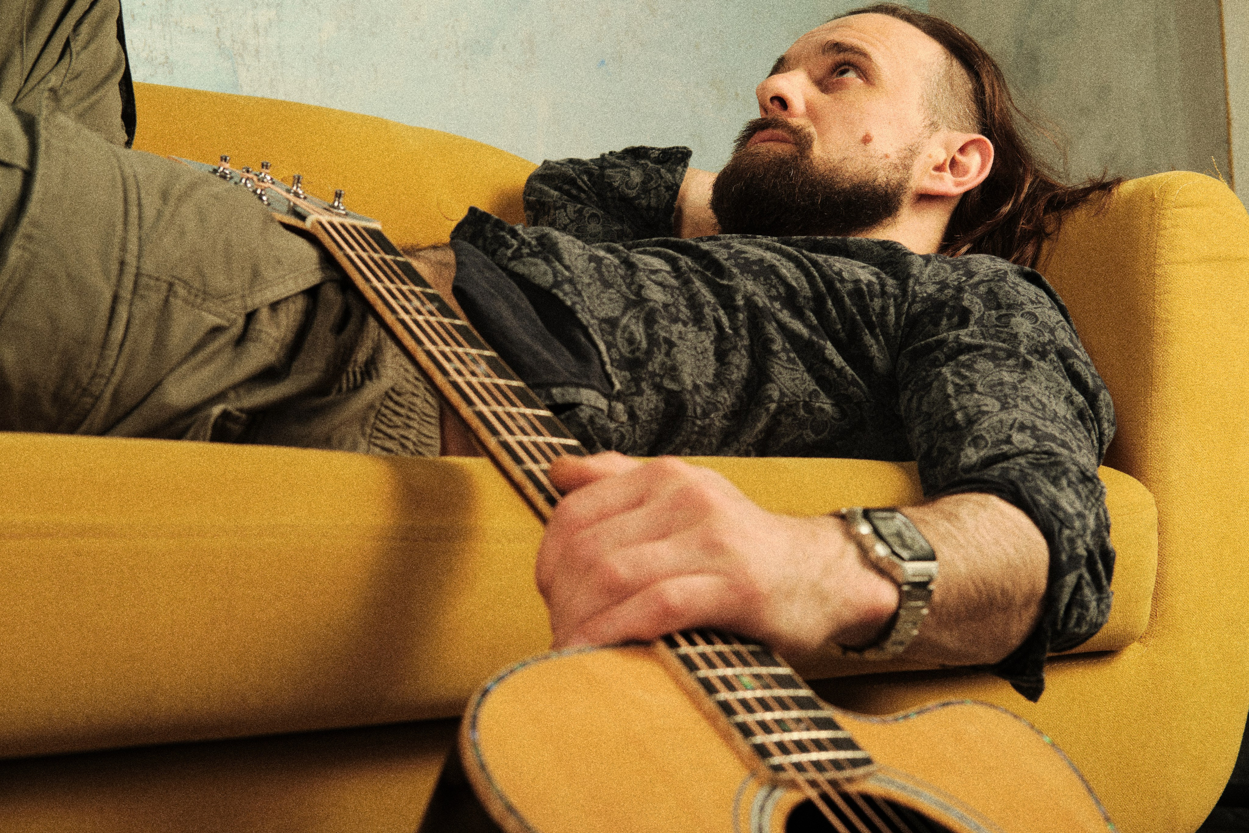 Рутина гитариста. Фотопродакшн, видеопродакшн, снять рекламу. Москва