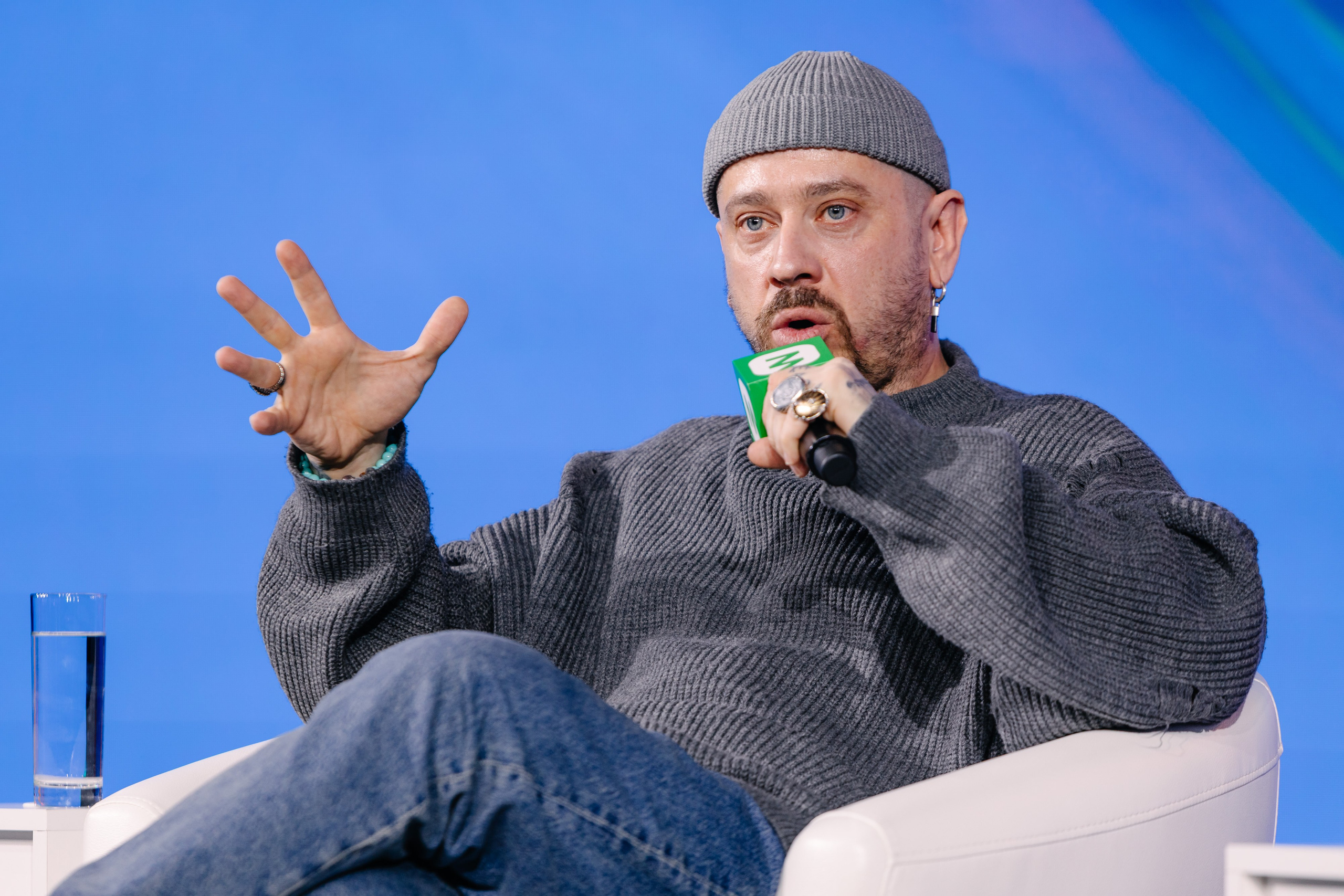 Всемирный фестиваль молодёжи 2024 в России. Репортажный фотограф в Москве, Сочи и Санкт-Петербурге