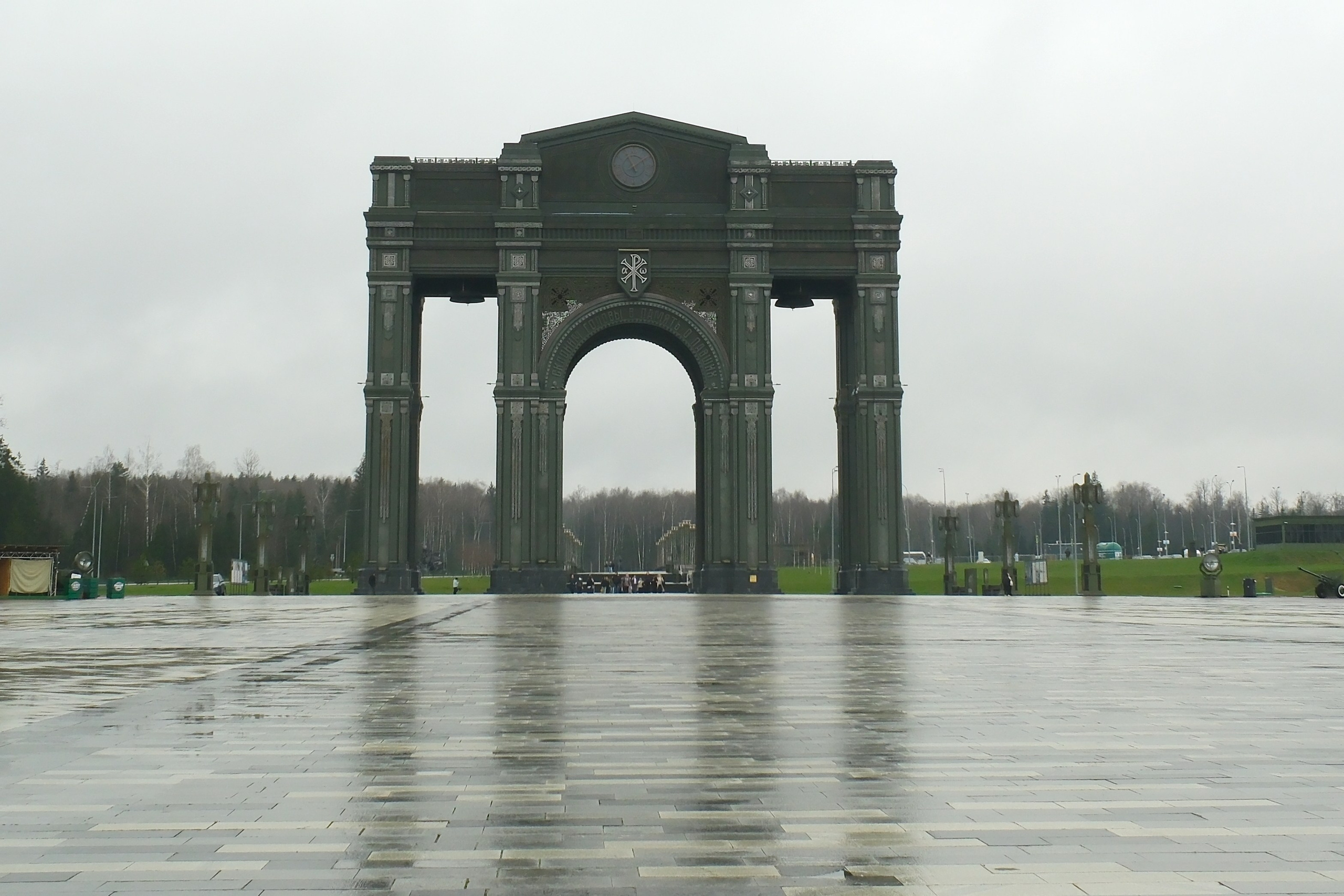 Улица, люди, жизнь…