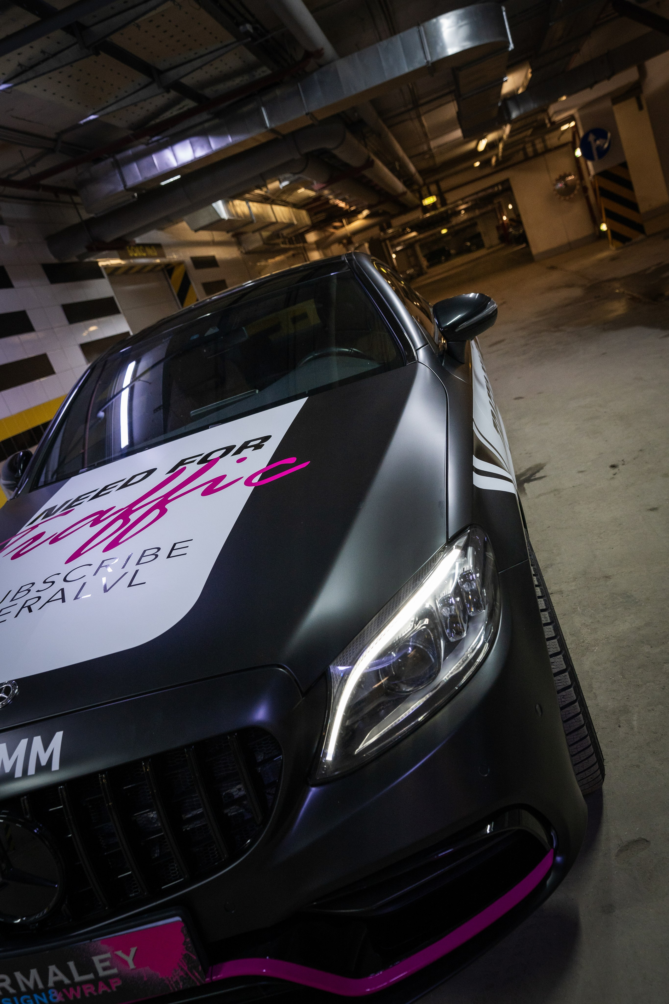 Винилография на Mercedes Benz C43 AMG. Студия дизайна и оклейки авто Barmaley Design