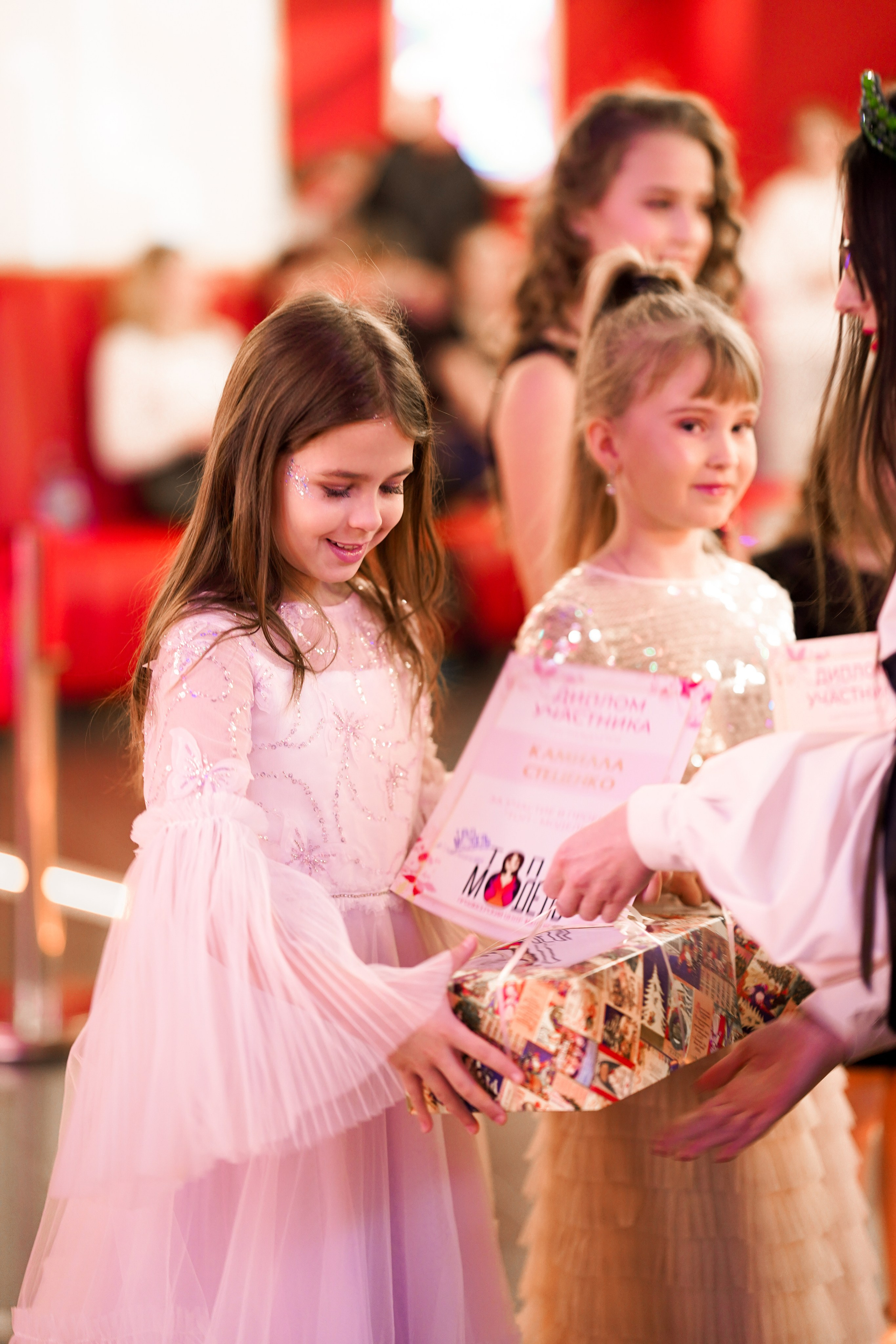 Финал «Топ-модель по-детски». Фотограф Надежда Жемкова. Фотосъёмка, ретушь, фотомонтаж для вас и вашего бизнеса