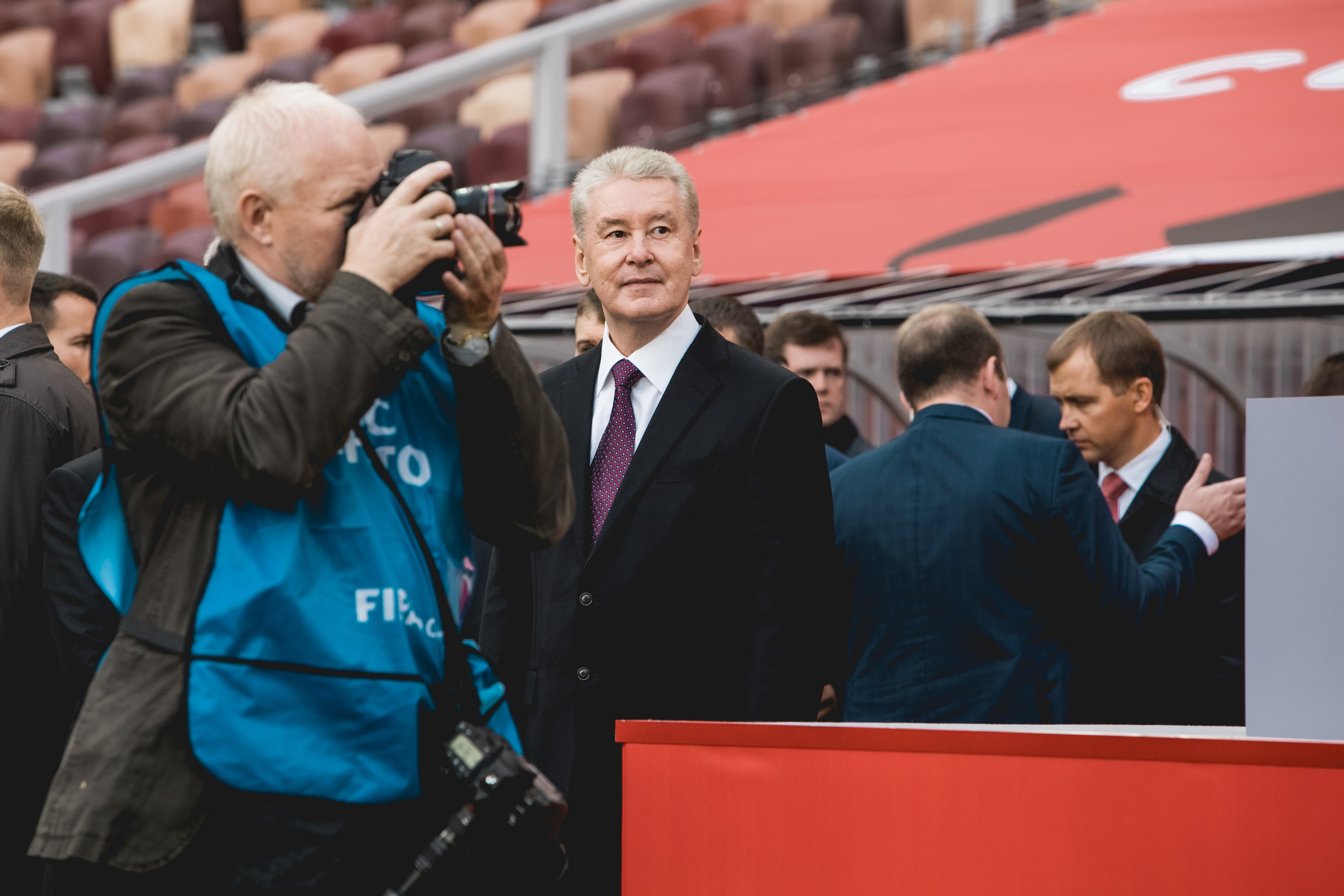 Виталий Кривцов Профессиональный репортажный фотограф сниму ваше мероприятие стильно, эмоционально и креативно. Репортажный, event, концертный и backstage фотограф из Москвы Виталий Кривцов