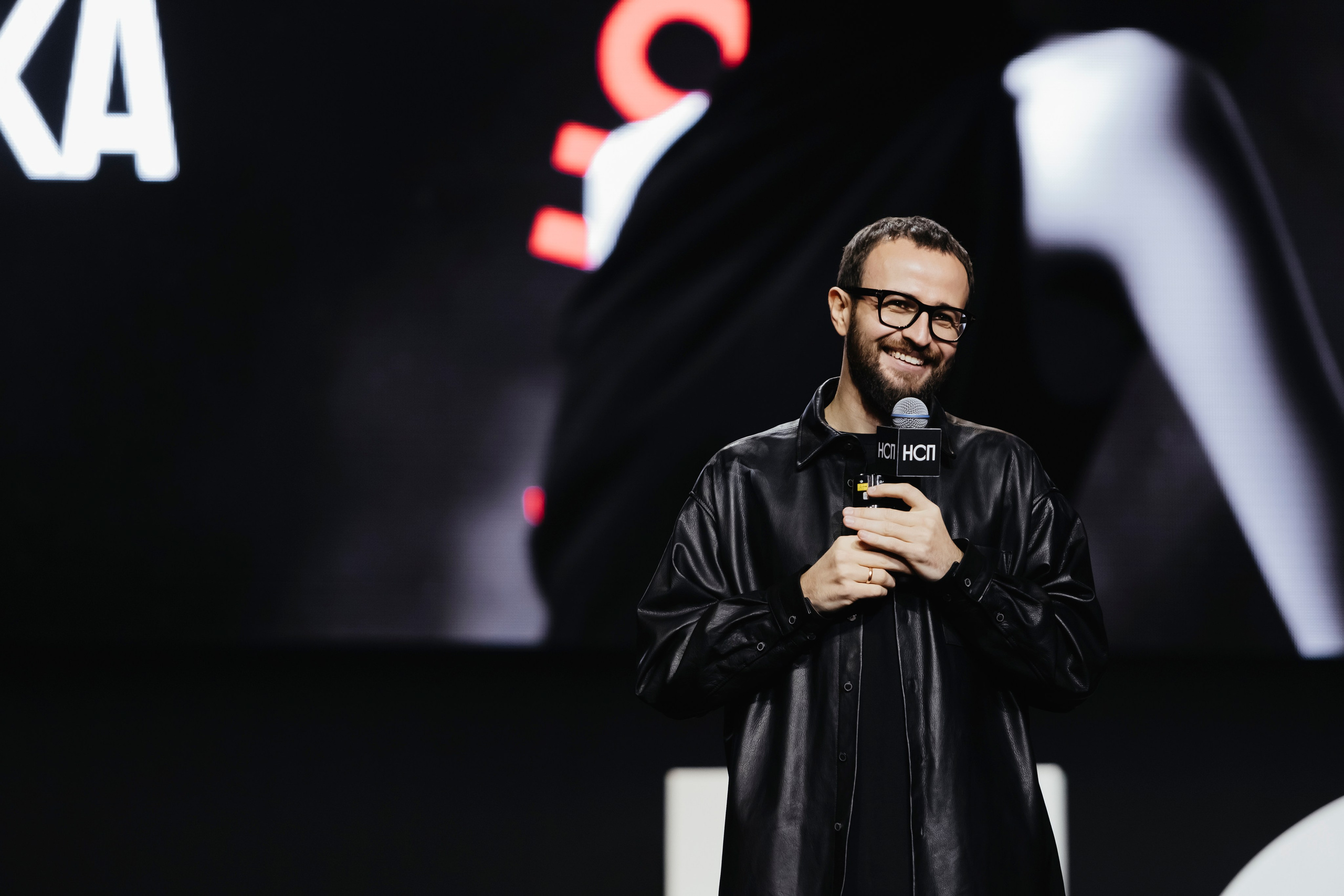 Михаил Гребенюк НСП. Репортажный, event, концертный и backstage фотограф из Москвы Виталий Кривцов