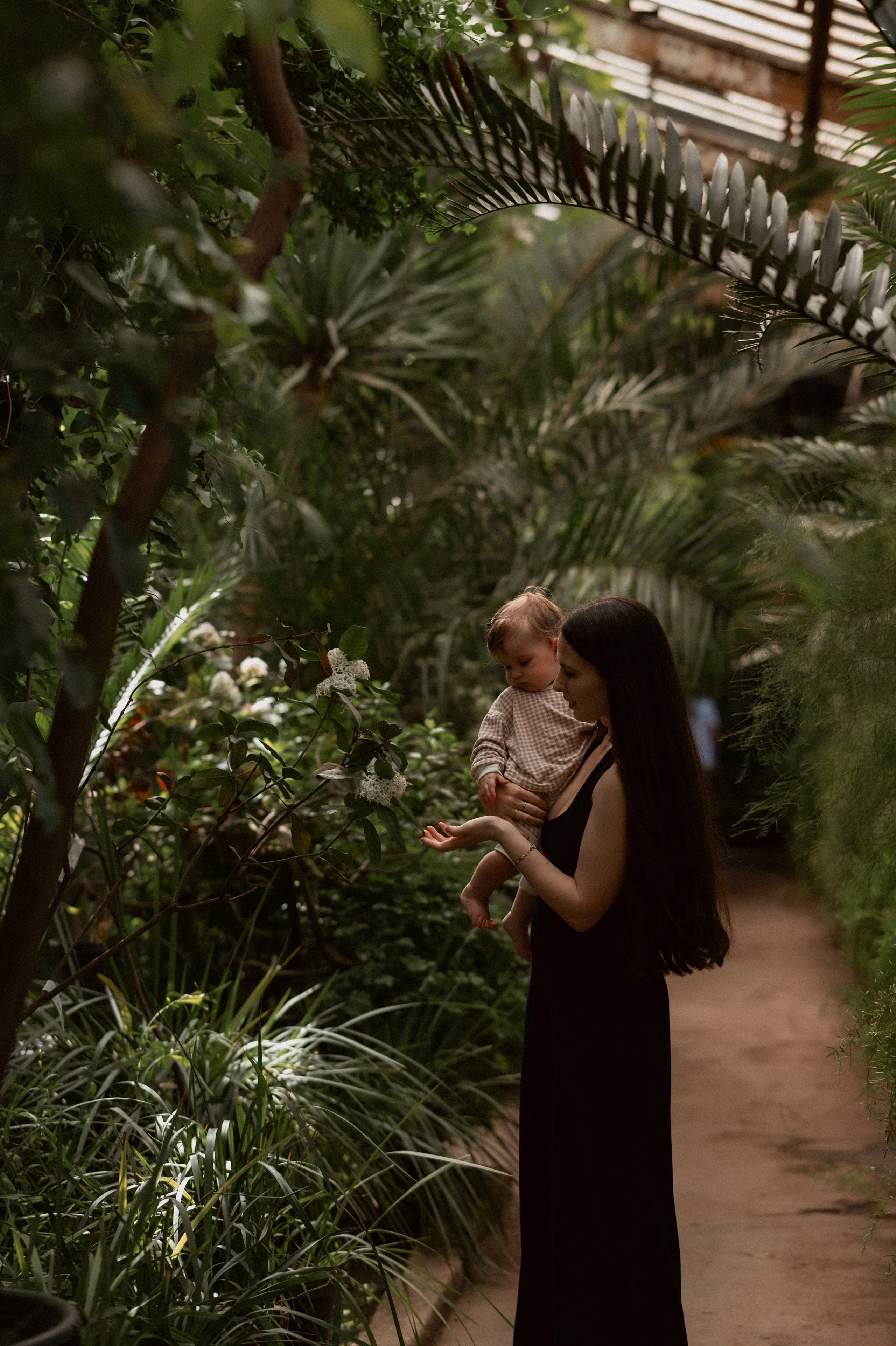 Илья, Ирина и Ева в Оранжерее. Семейный и свадебный lifestyle-фотограф в Москве Мария Петрова