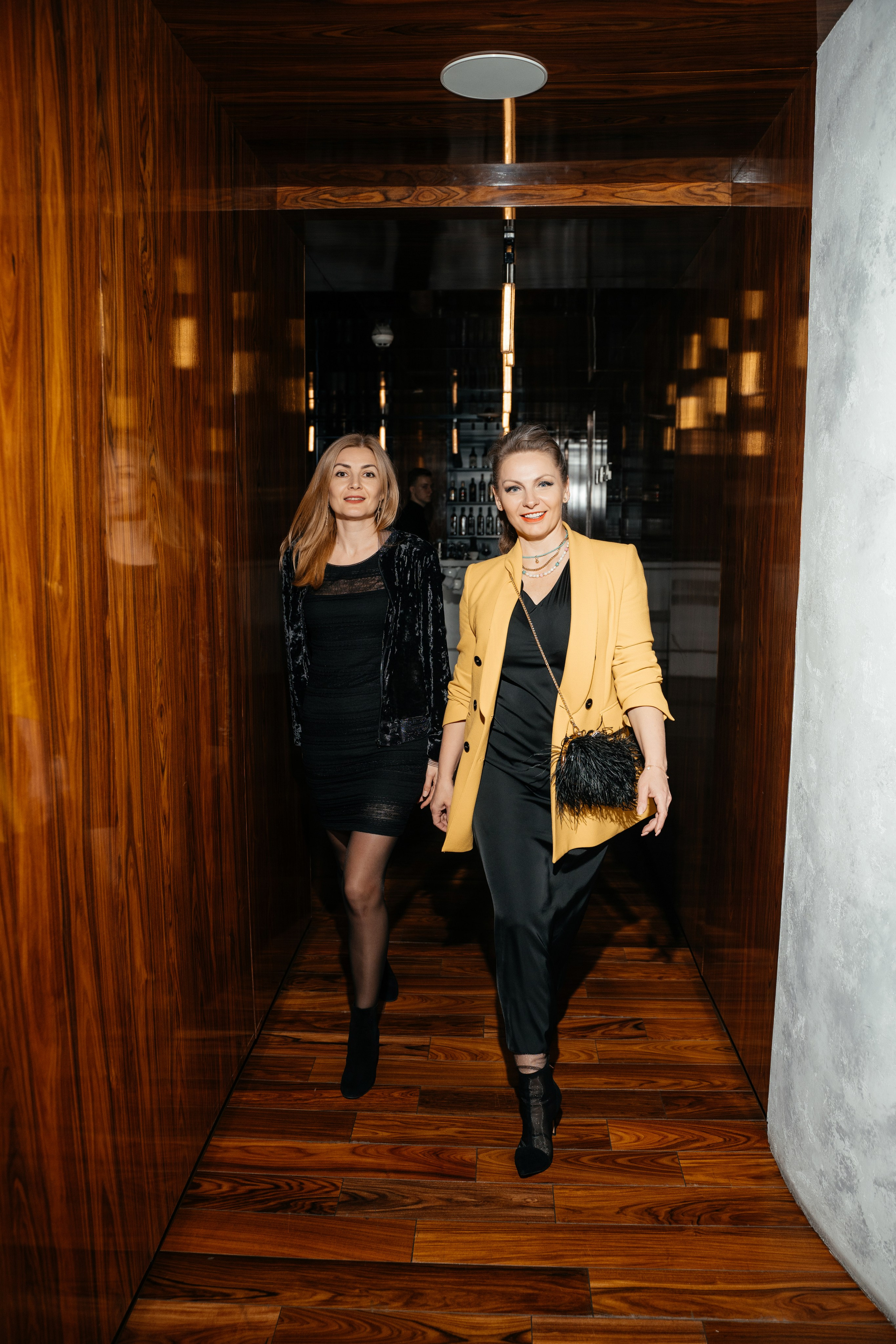 24–25 мая (пятница–суббота). BENUAR Restaurant