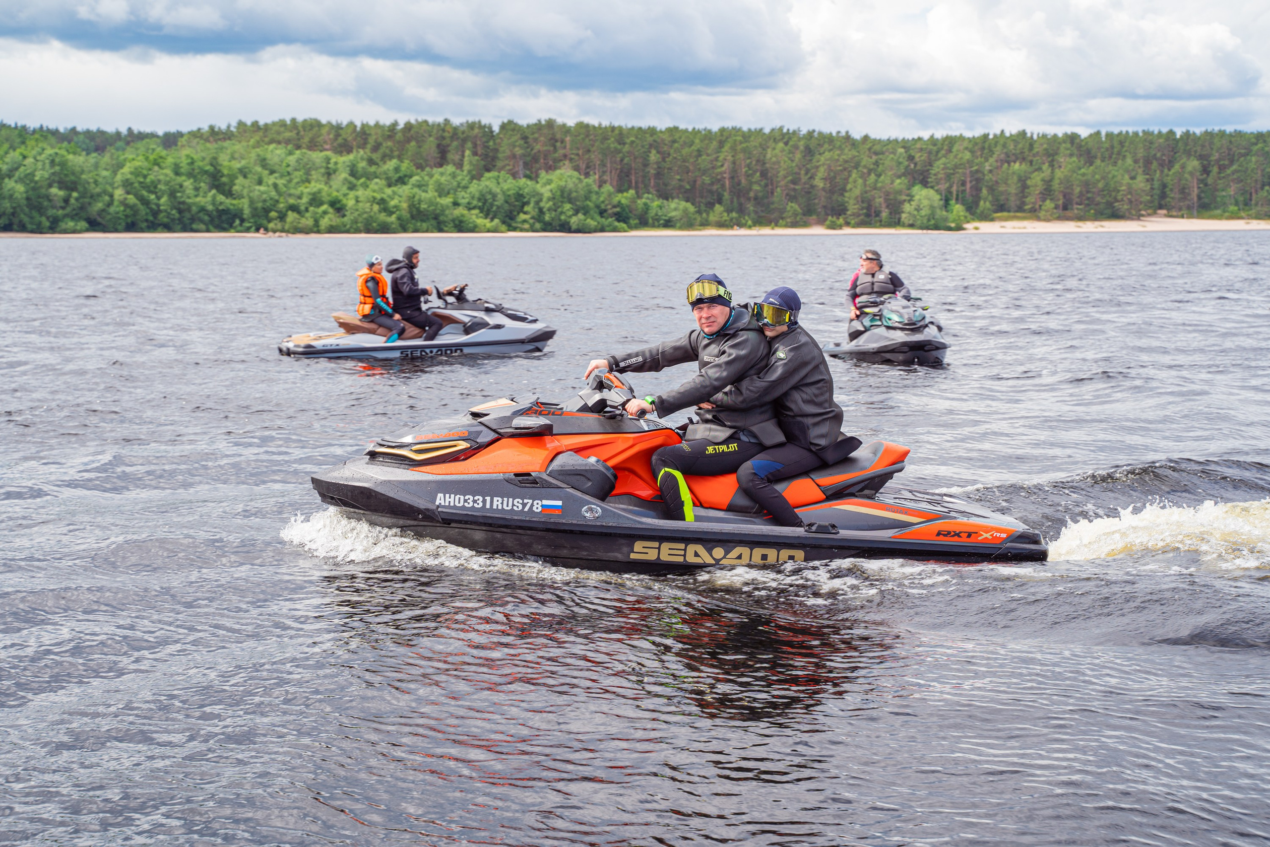 Гидровыезд в Коневский мужской монастырь. Свадебный, семейный, портретный, репортажный фотограф в Санкт-Петербурге
