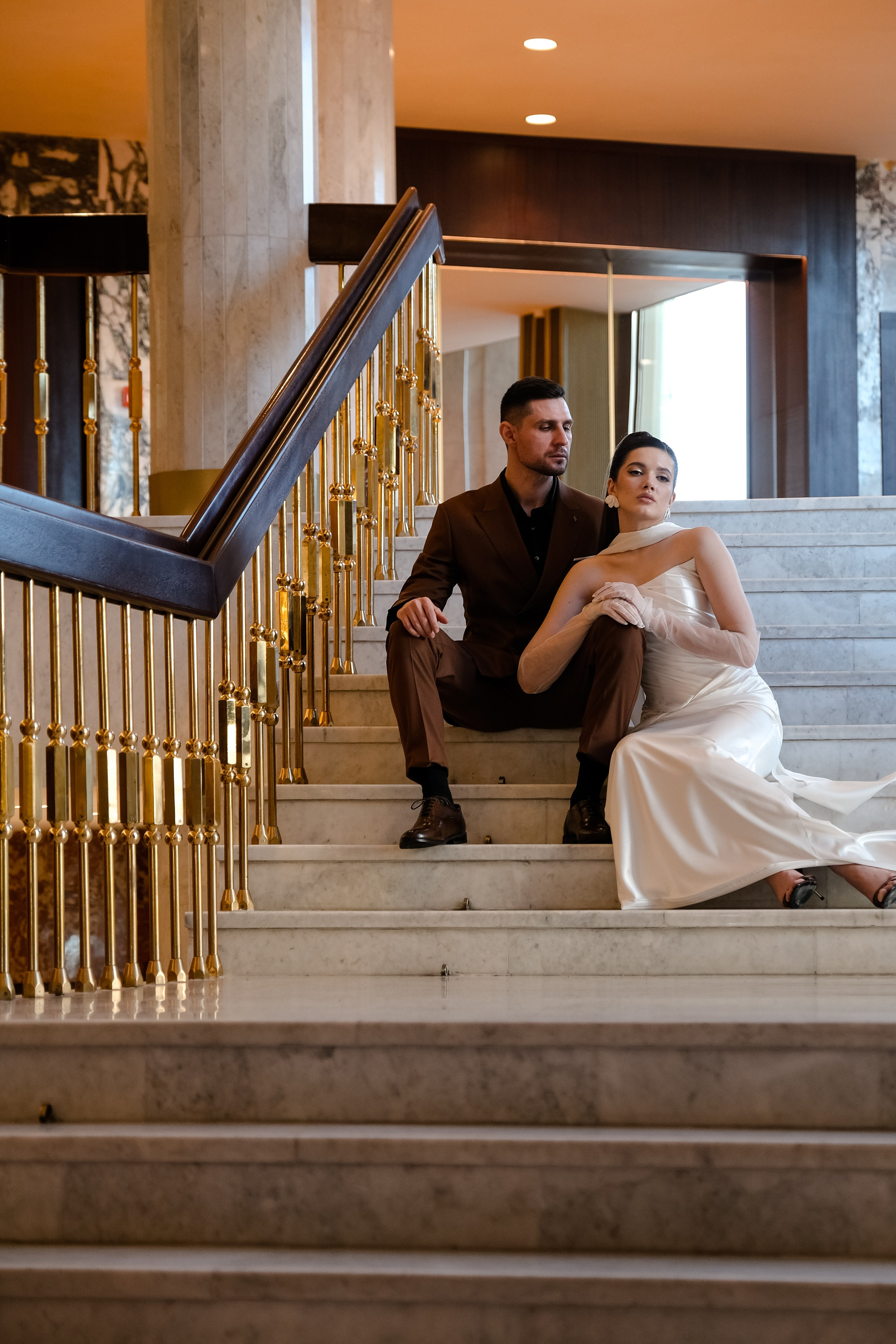 Свадебная фотосессия в театре драмы имени Наума Орлова. Свадебный фотограф в Челябинске Сырчикова Наталья