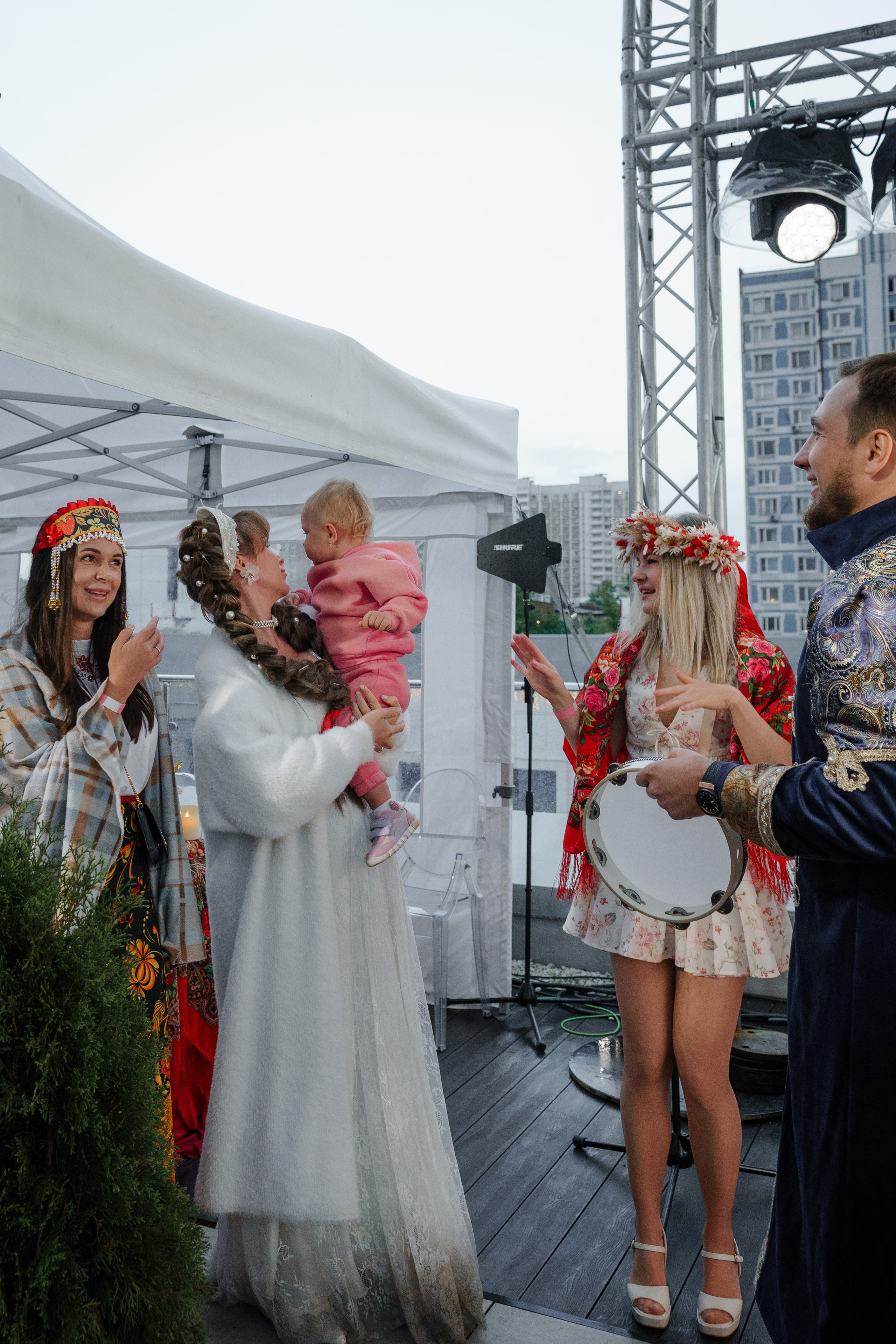 Гендер пати в славянском стиле. Репортажный фотограф в Москве Саша Дружинина
