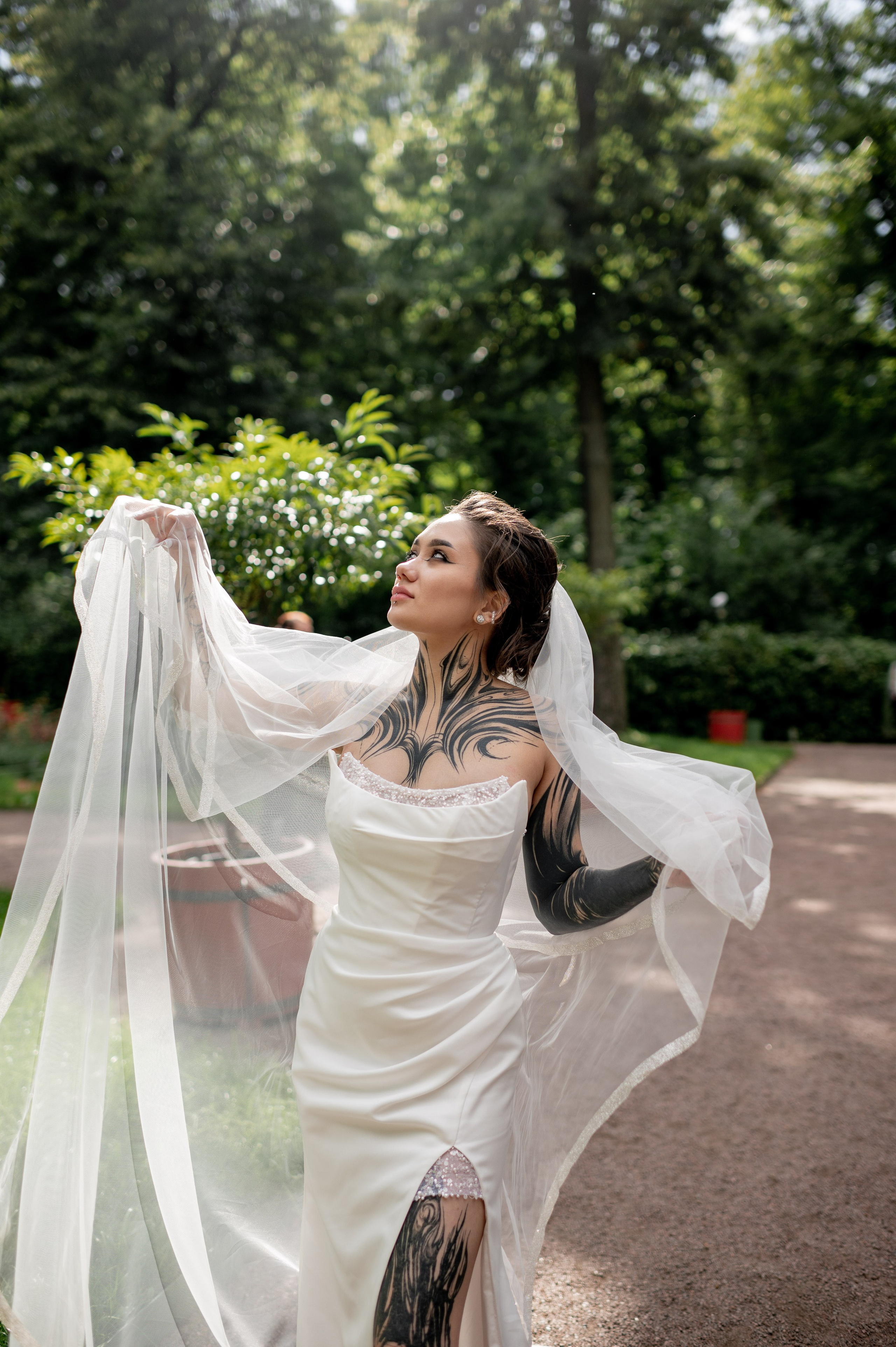 Диана и Евгений (маршрут № 1 в Питере: Исаакиевская площадь, красные маркизы Астории, набережная Мойки, Дворец Штиглица и Летний сад). Портретный, семейный и свадебный фотограф в Санкт-Петербурге и в Пушкине Ширяев Денис