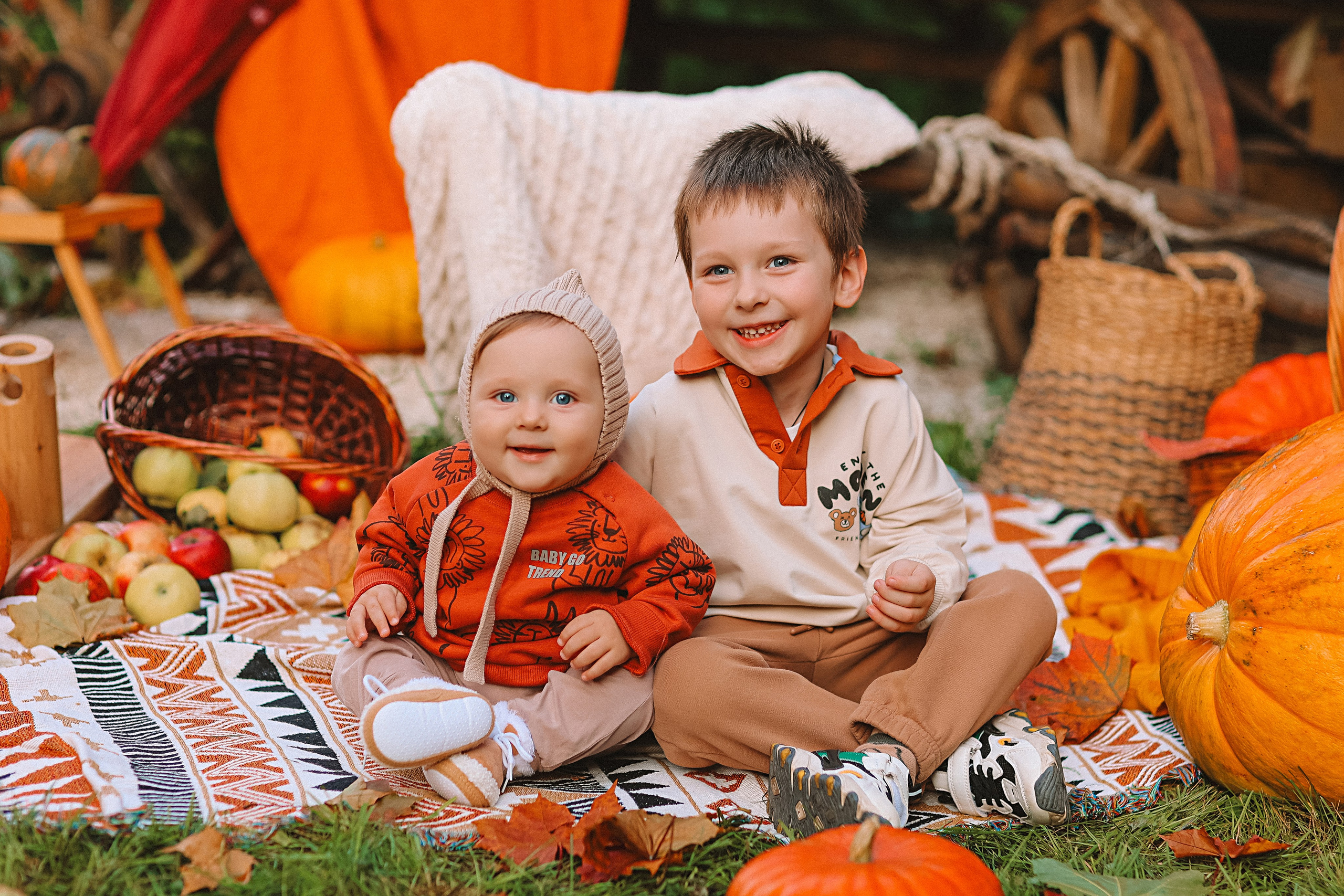 Тыквы. Семейный фотограф Тюмень, фотограф на роды Салмина Мария