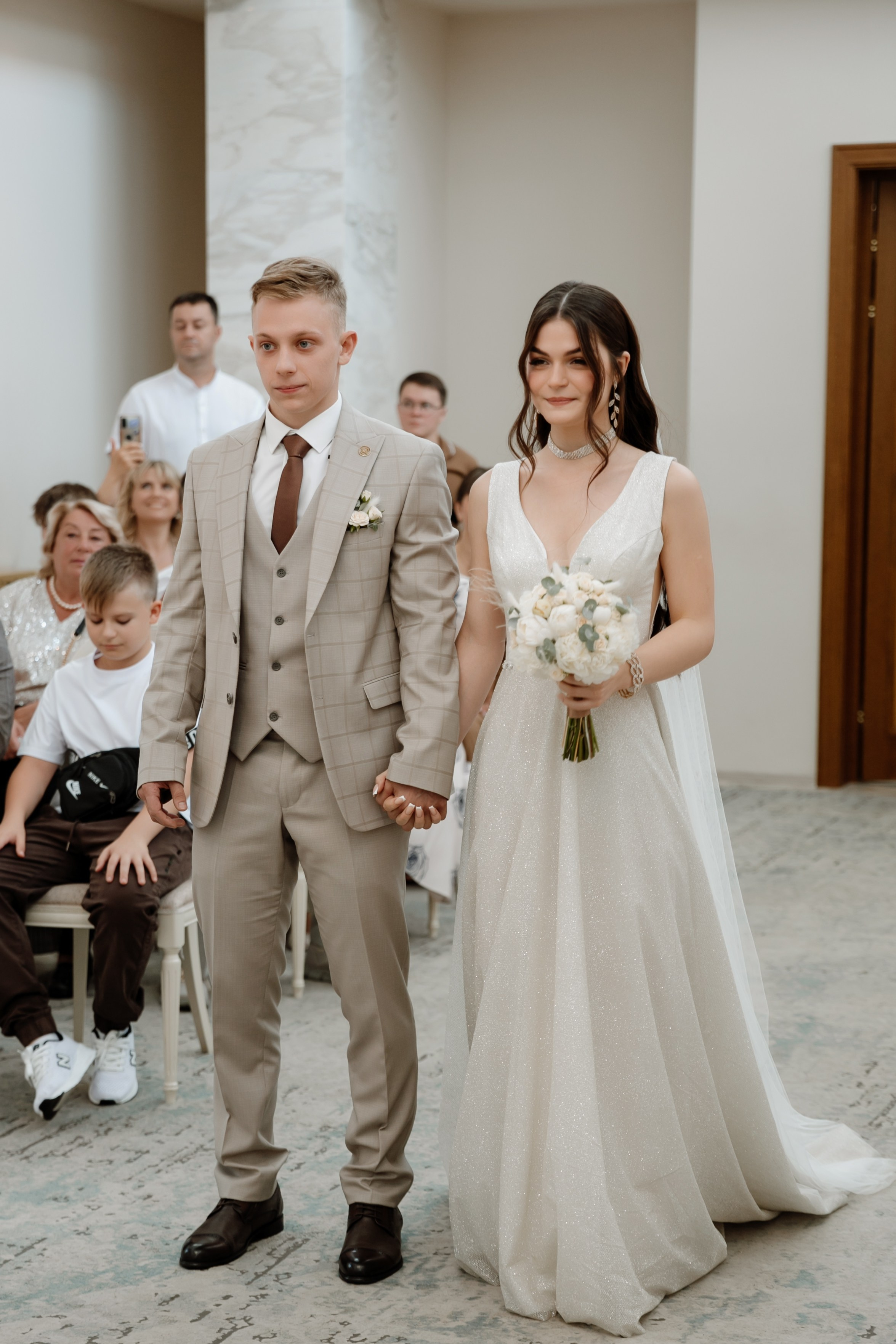 Оксана и Артём. Профессиональный фотограф Надежда Антонова