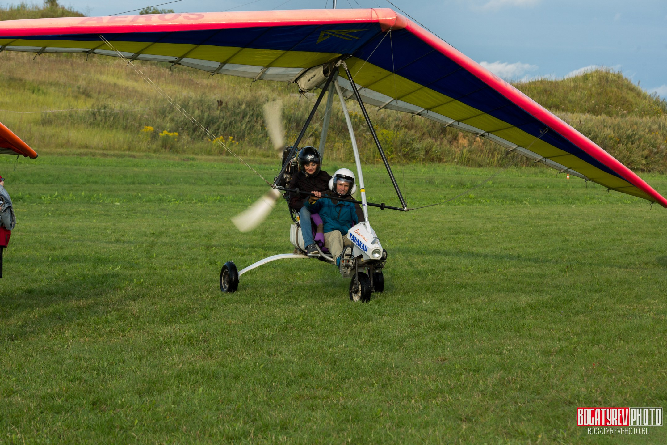 VII международный слёт Содружества любителей одноместных дельталётов МикроДельтОSS-2019. Профессиональный фотограф в Мценске и Орловской области