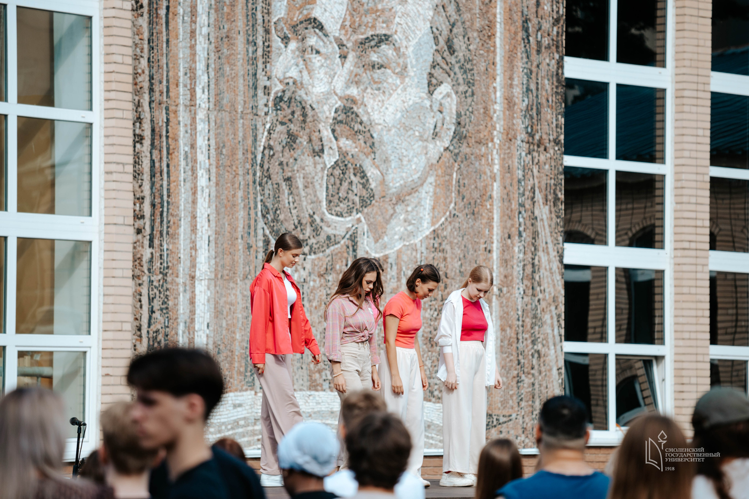 СмолГУ — 1 Сентября. KiPPER Gallery — Фотограф