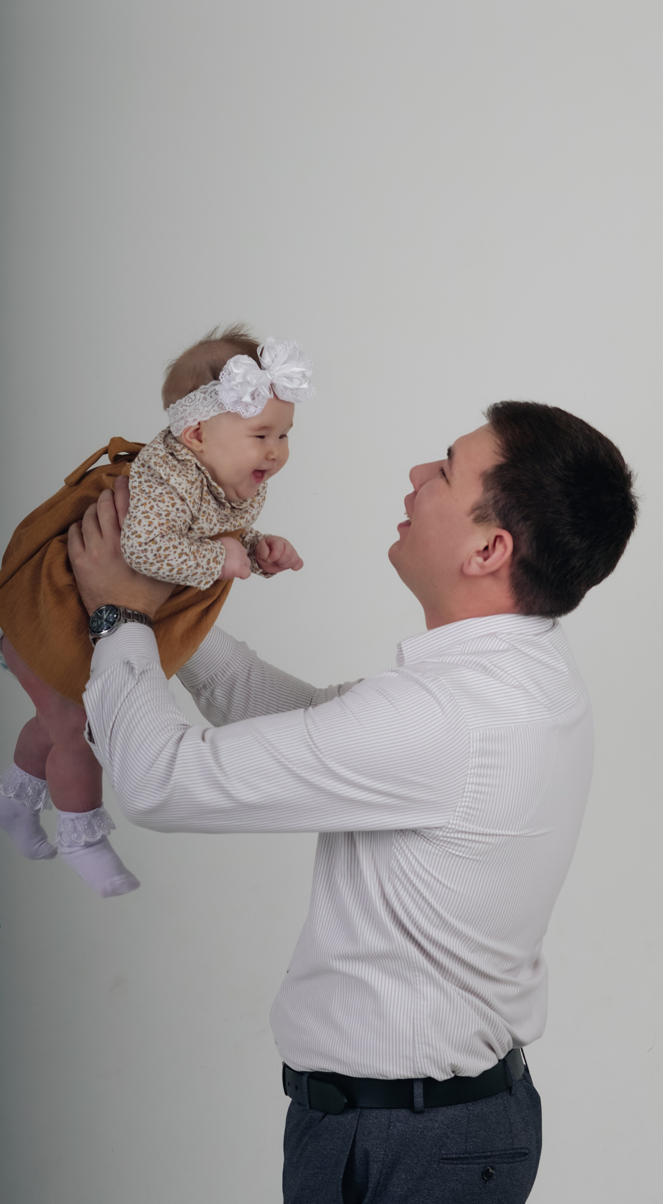 Family story. Уличный и студийный фотограф в Астане Ержанов Нурасыл