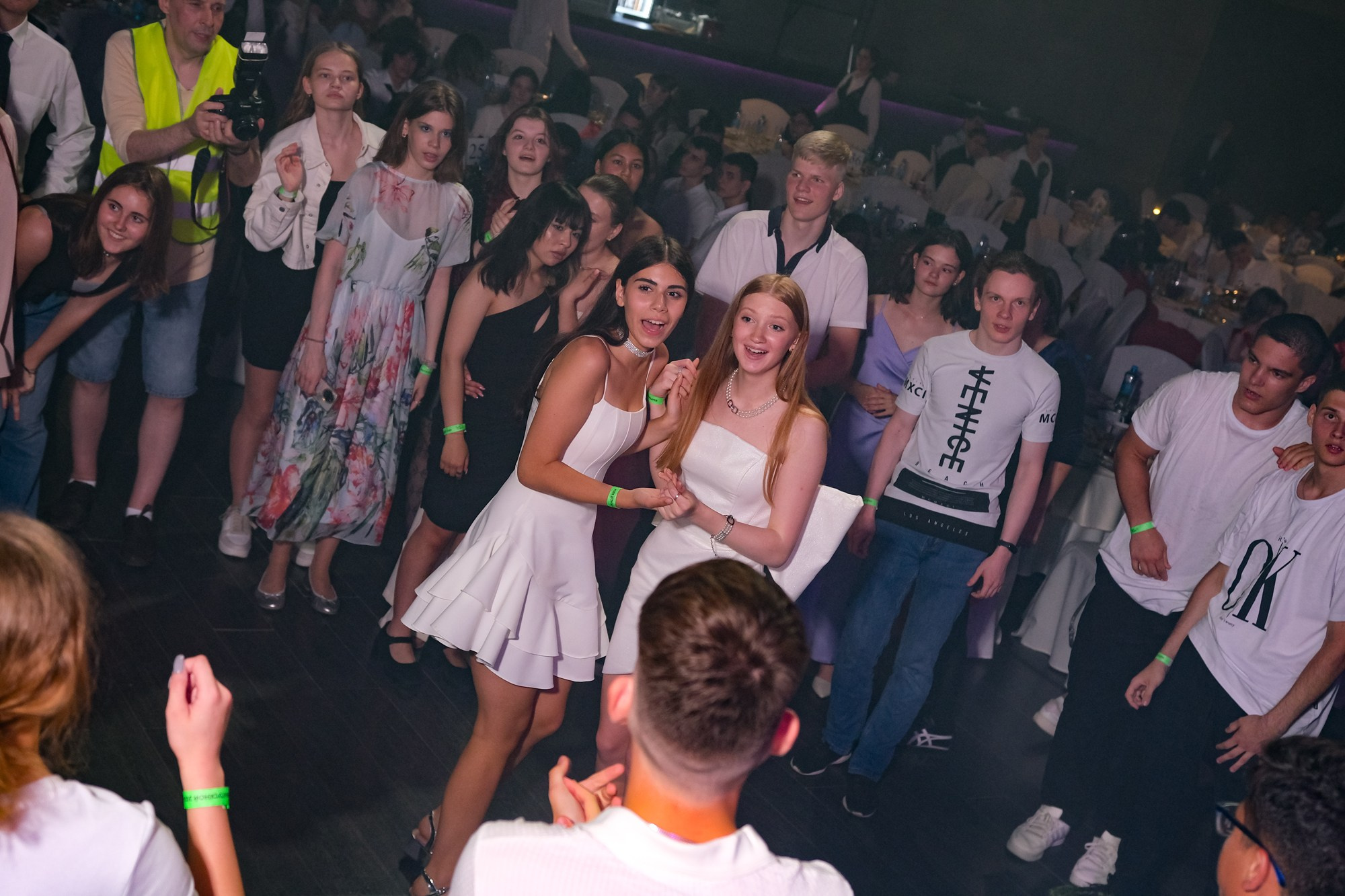 Выпускной альбом. Фото и видеосъемка