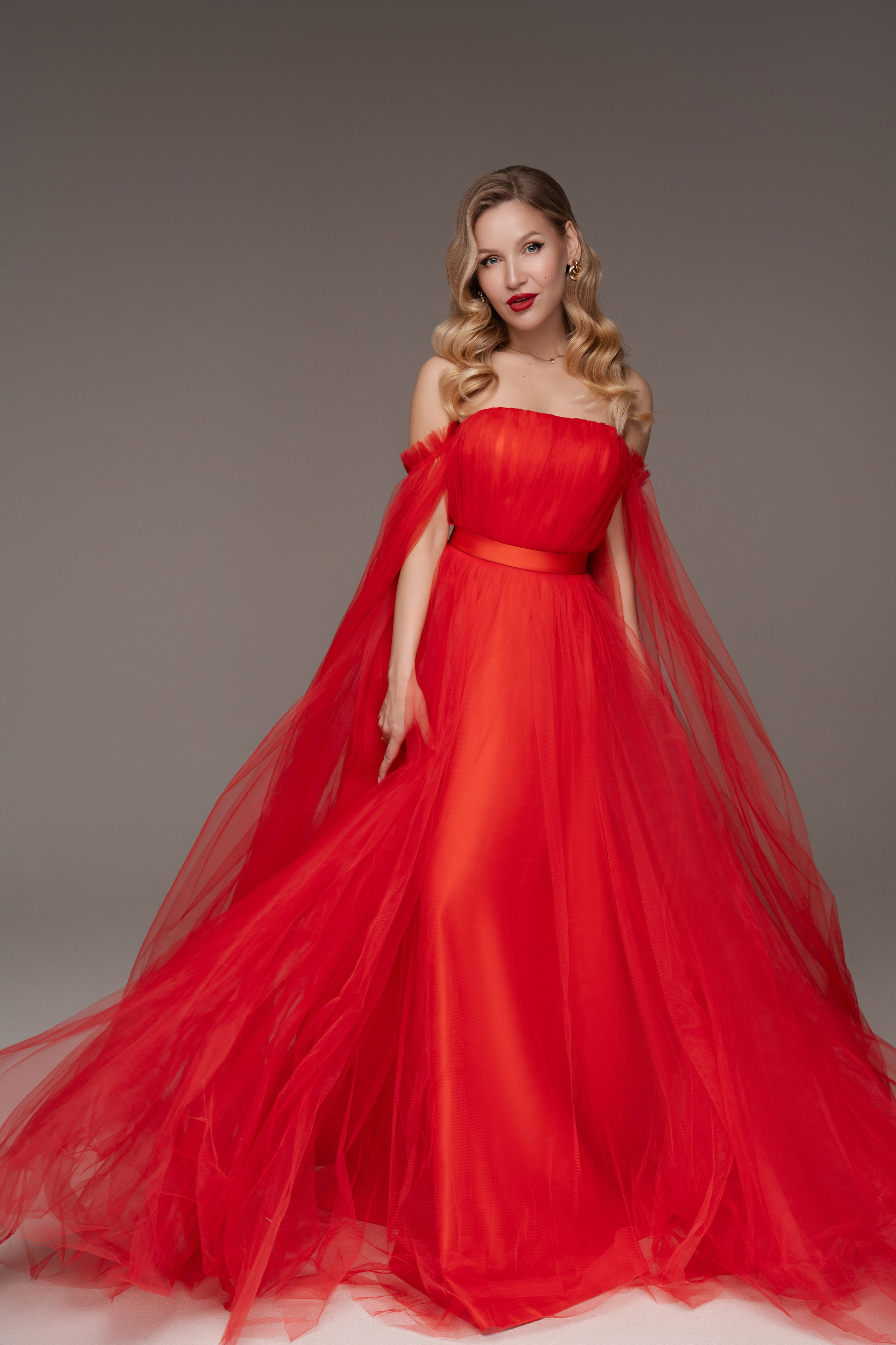 Платья. Оксана Волик фотограф в Архангельске. Аренда фотостудии White Studio