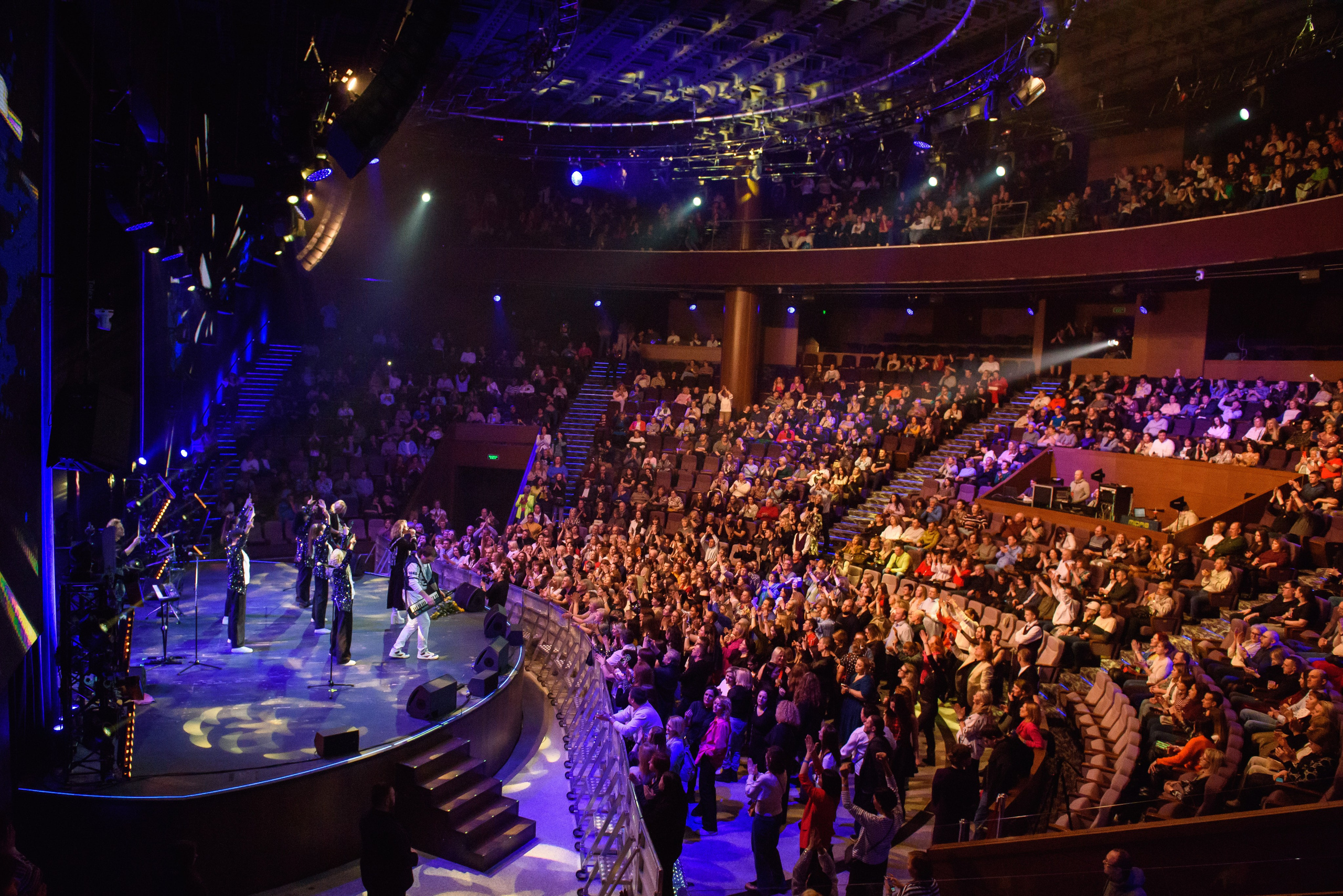 Дискотека СССР. «Сладкий сон» и Сергей Васюта — «Имена на все времена». Бренд-фотограф для экспертов и блогеров в Москве Влада Горбовская