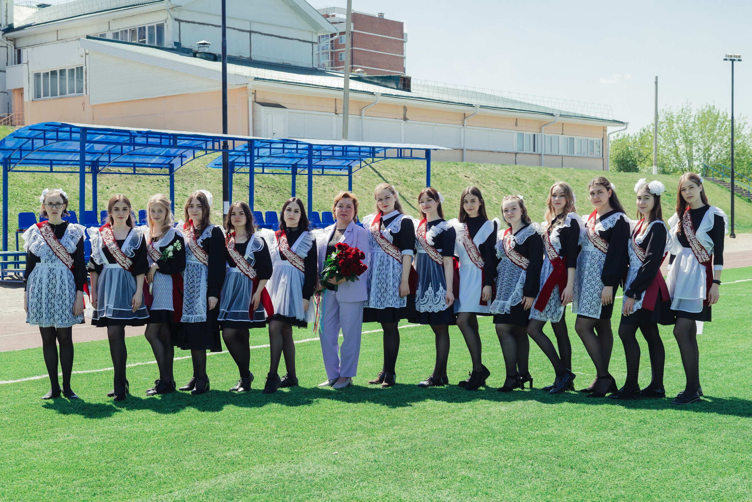 Выпускной 9-11классы. Выпускные книги Анапа Новороссийск Краснодар