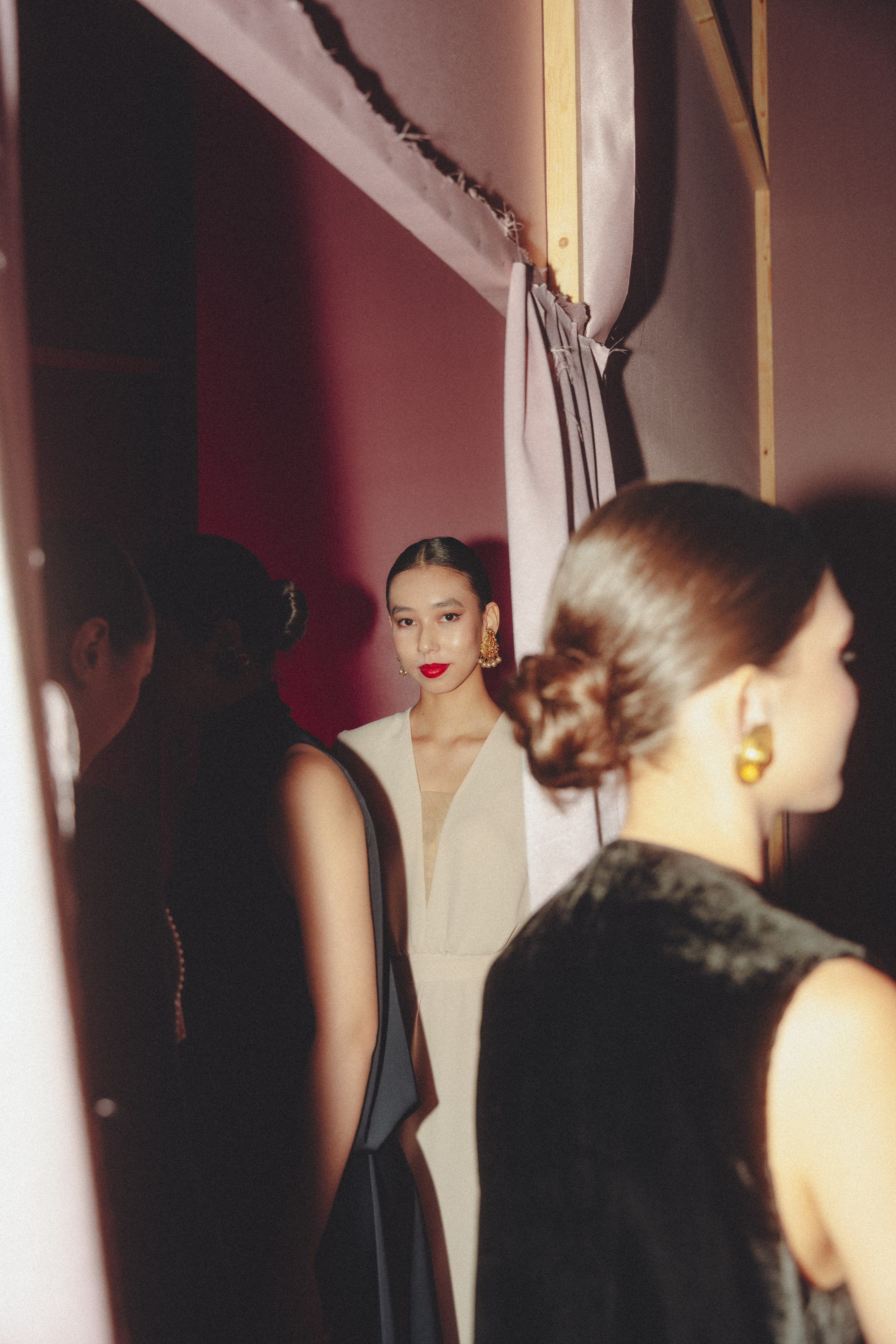 VISA FASHION WEEK ALMATY SS26 / BACKSTAGE ZONE