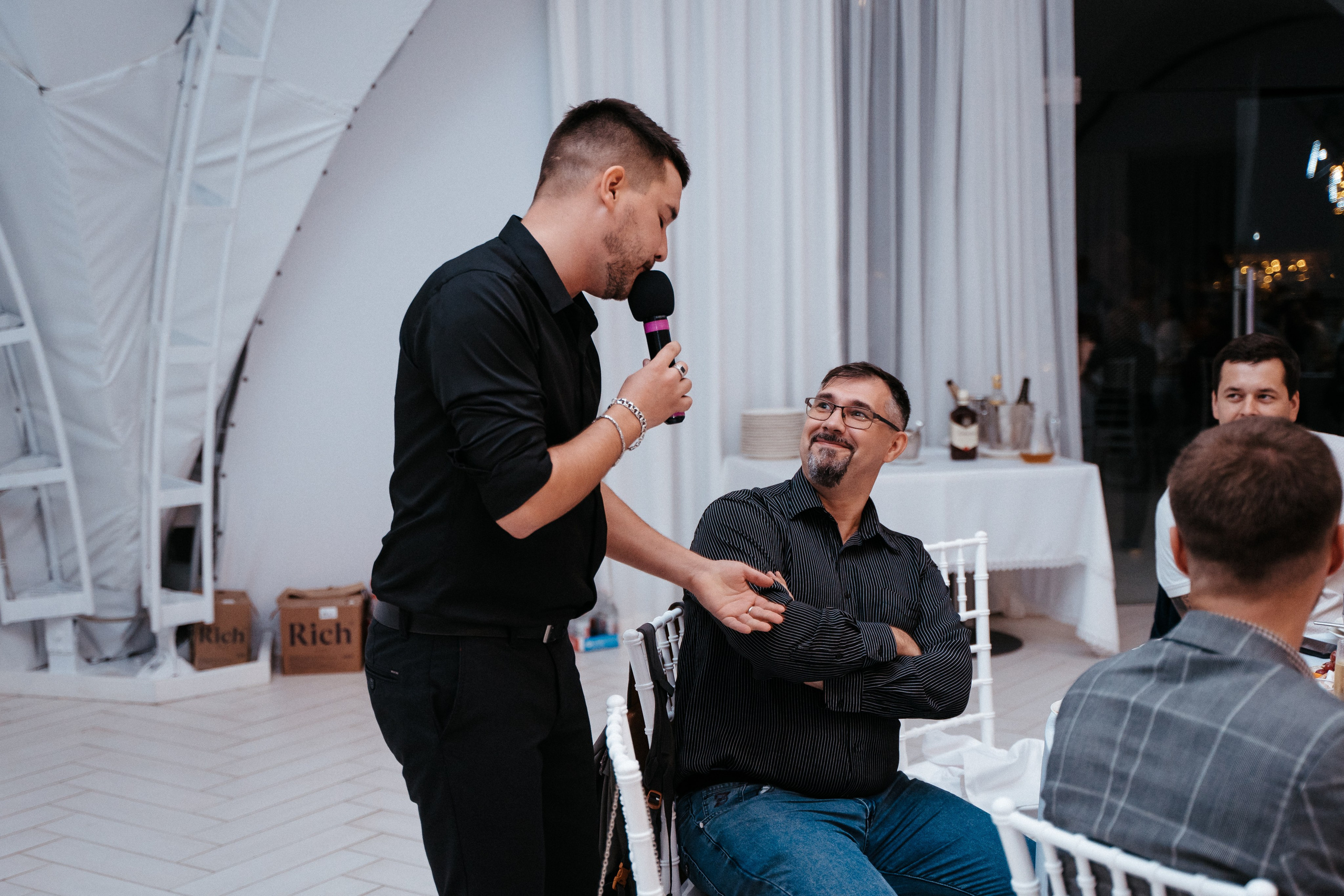 Ави Центр. Свадебный фотограф в Симферополе