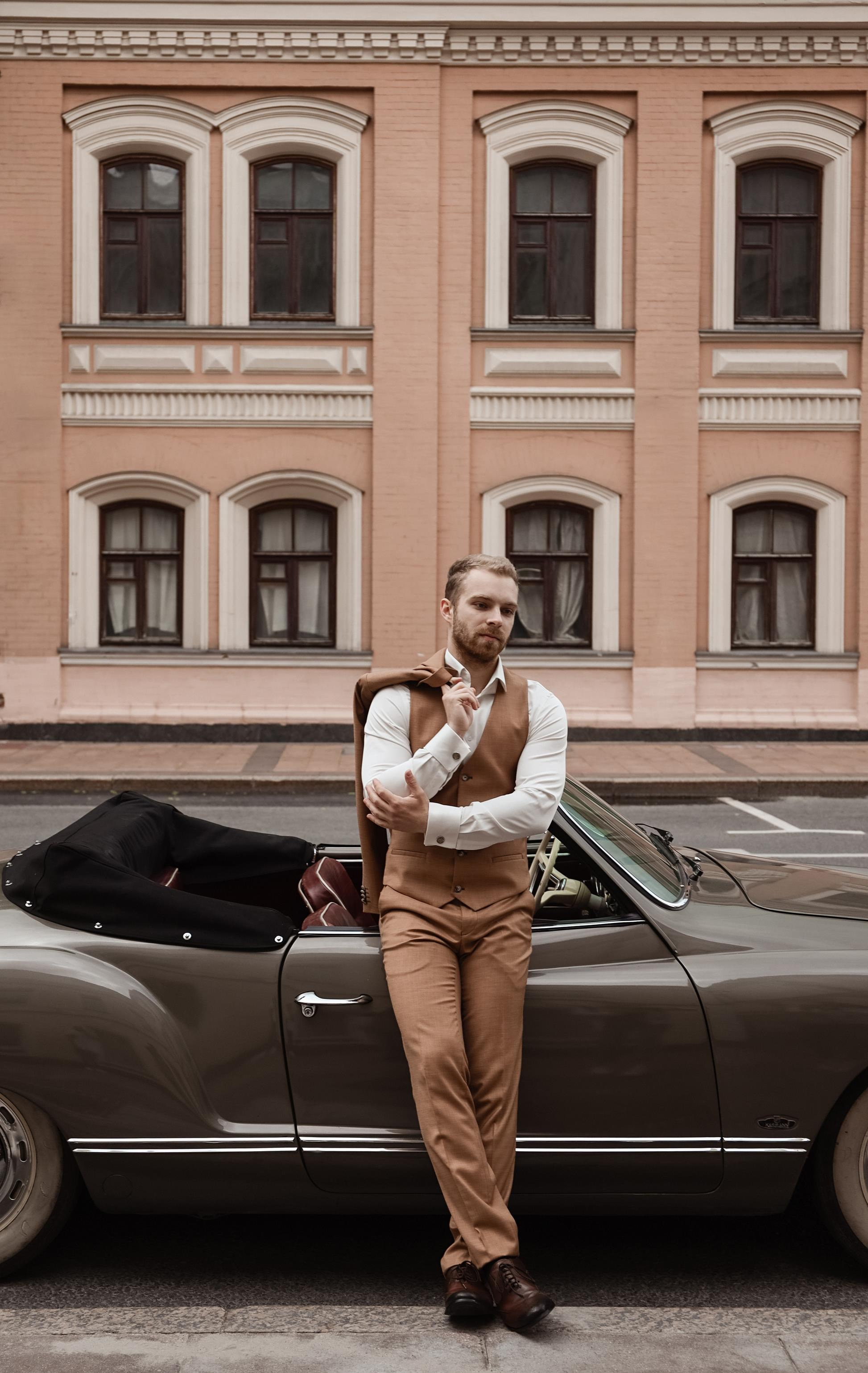 Jump in my car. Алина Малышева, свадебный и семейный фотограф Москва