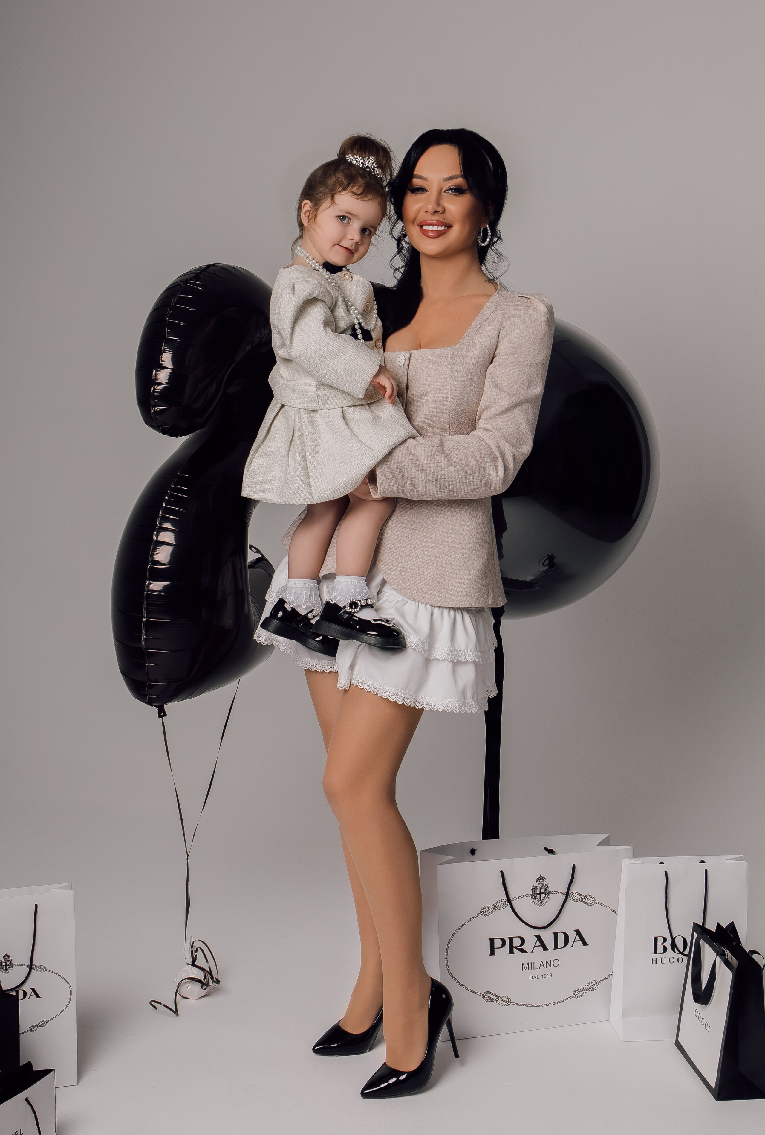 Оля и Александра