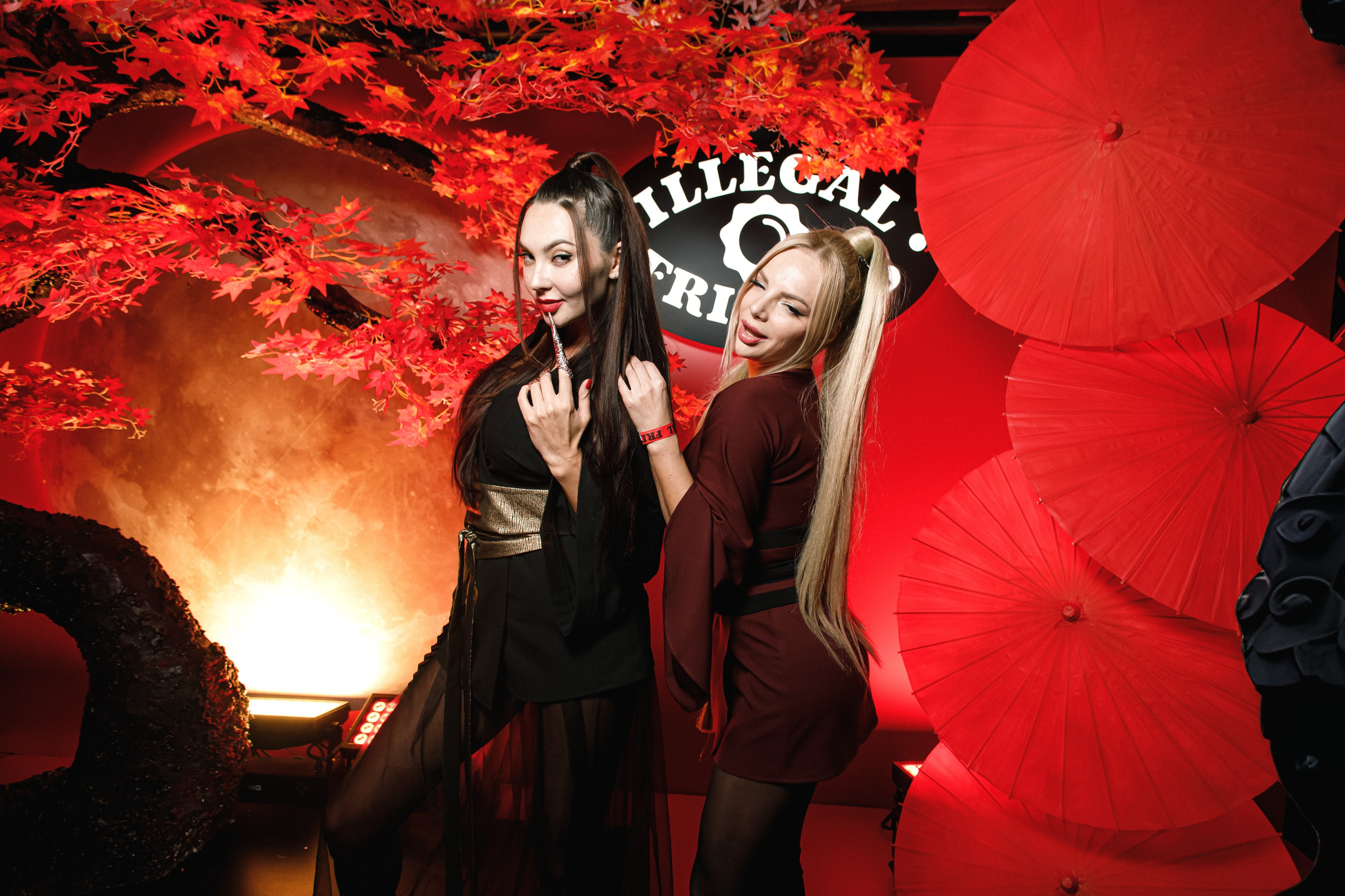 ILLEGAL FRIENDS | ASIA. СВОИ. ФОТООТЧЕТЫ-СОБЫТИЯ-МЕСТА