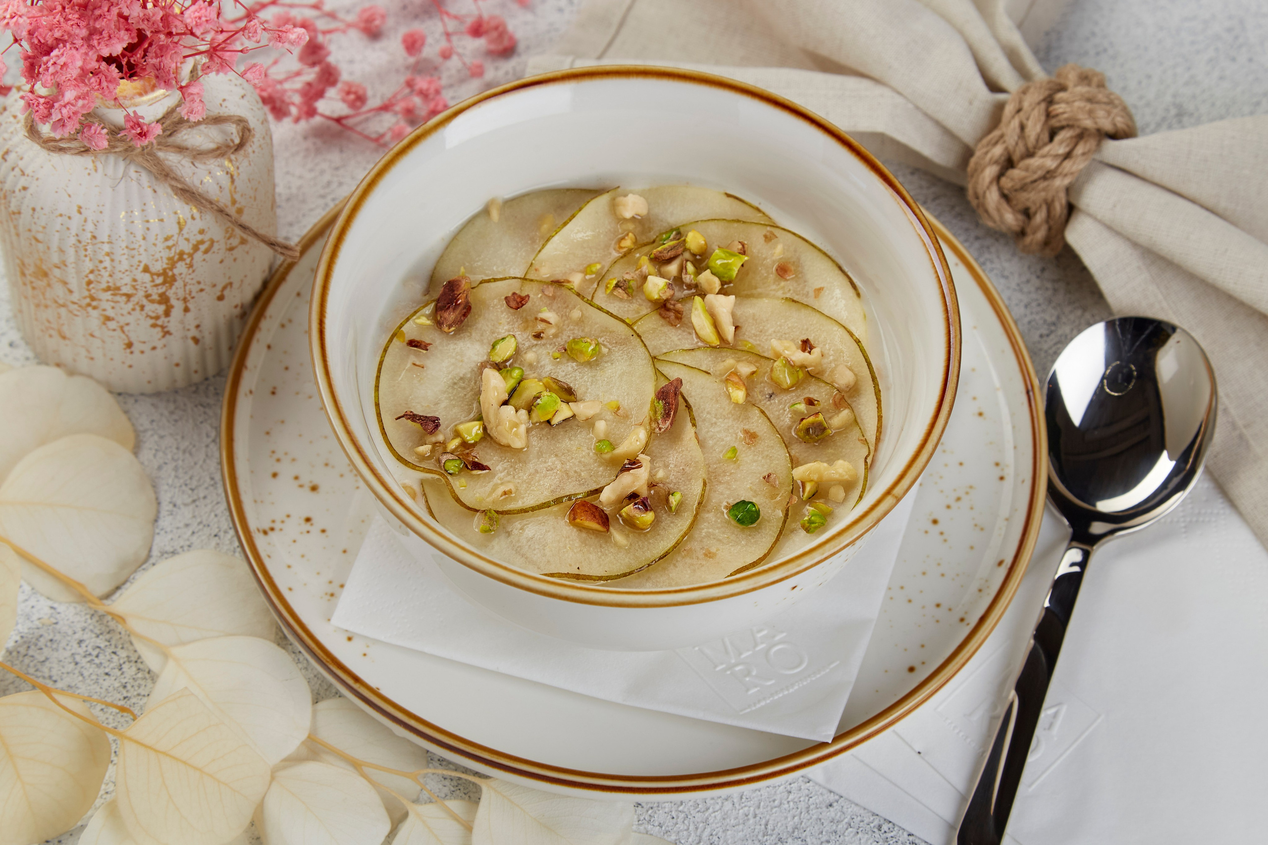 Фуд фото кафе-кондитерской MARO. Фуд фотограф и видеограф в Москве Крепких Сергей