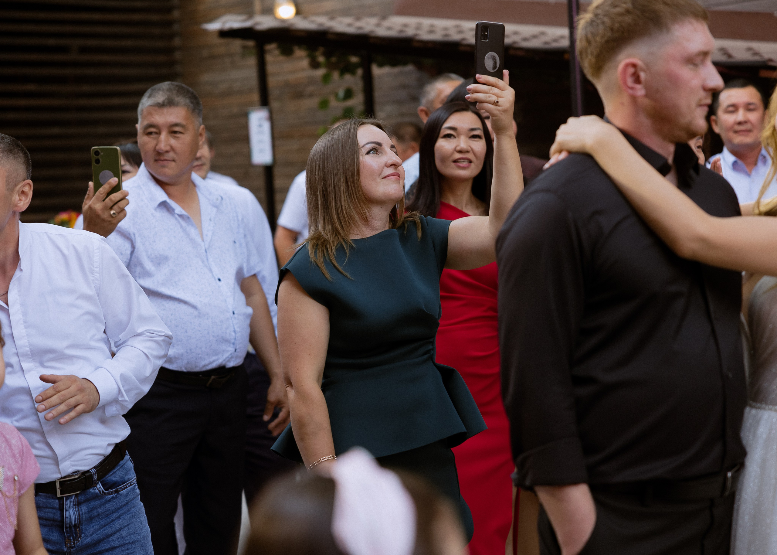 Дмитрий и Алита. Фотограф Эмиль Исякаев