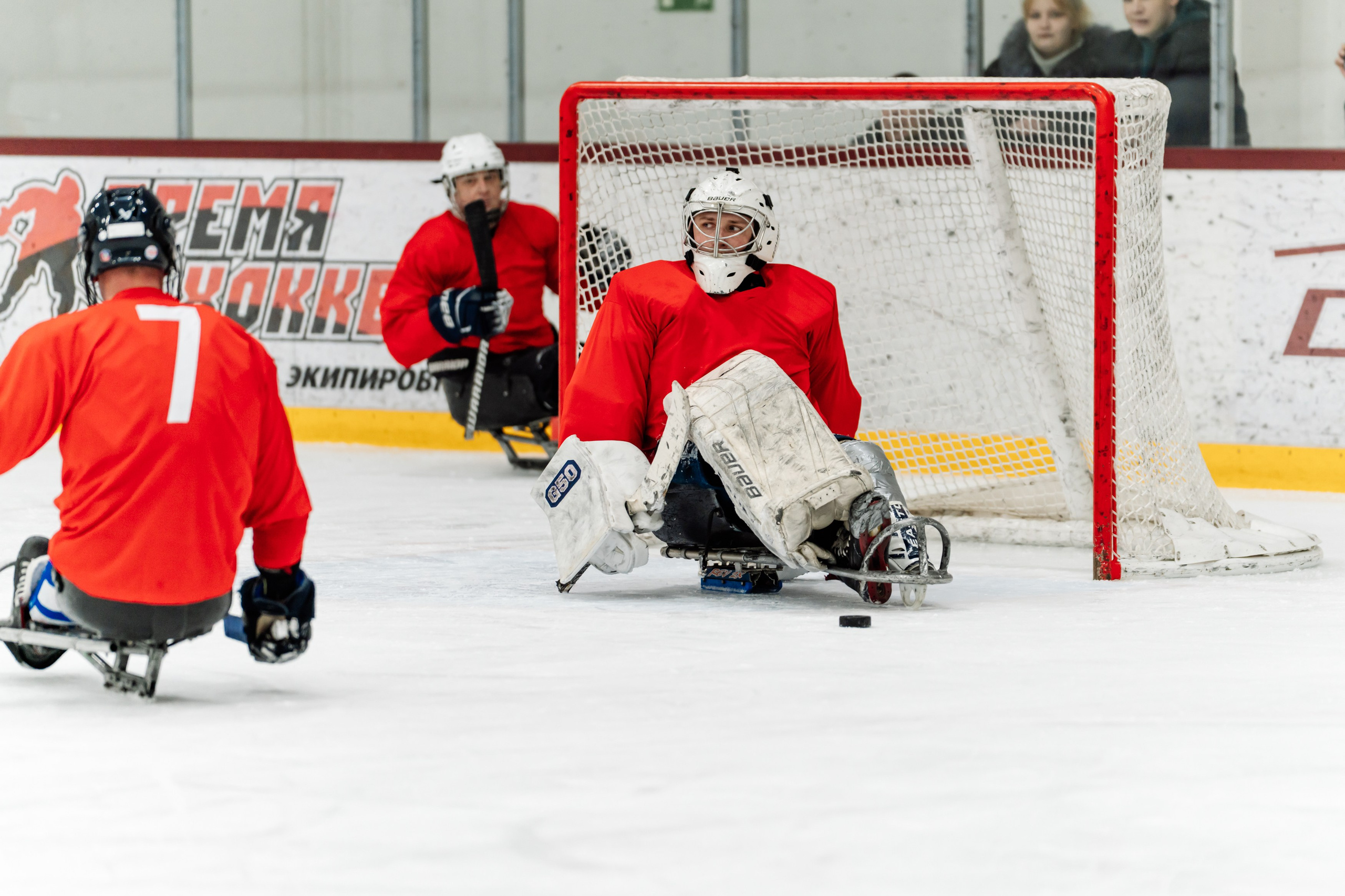Игра в следж хоккей приуроченная 23.02.26 в арене Сталкер