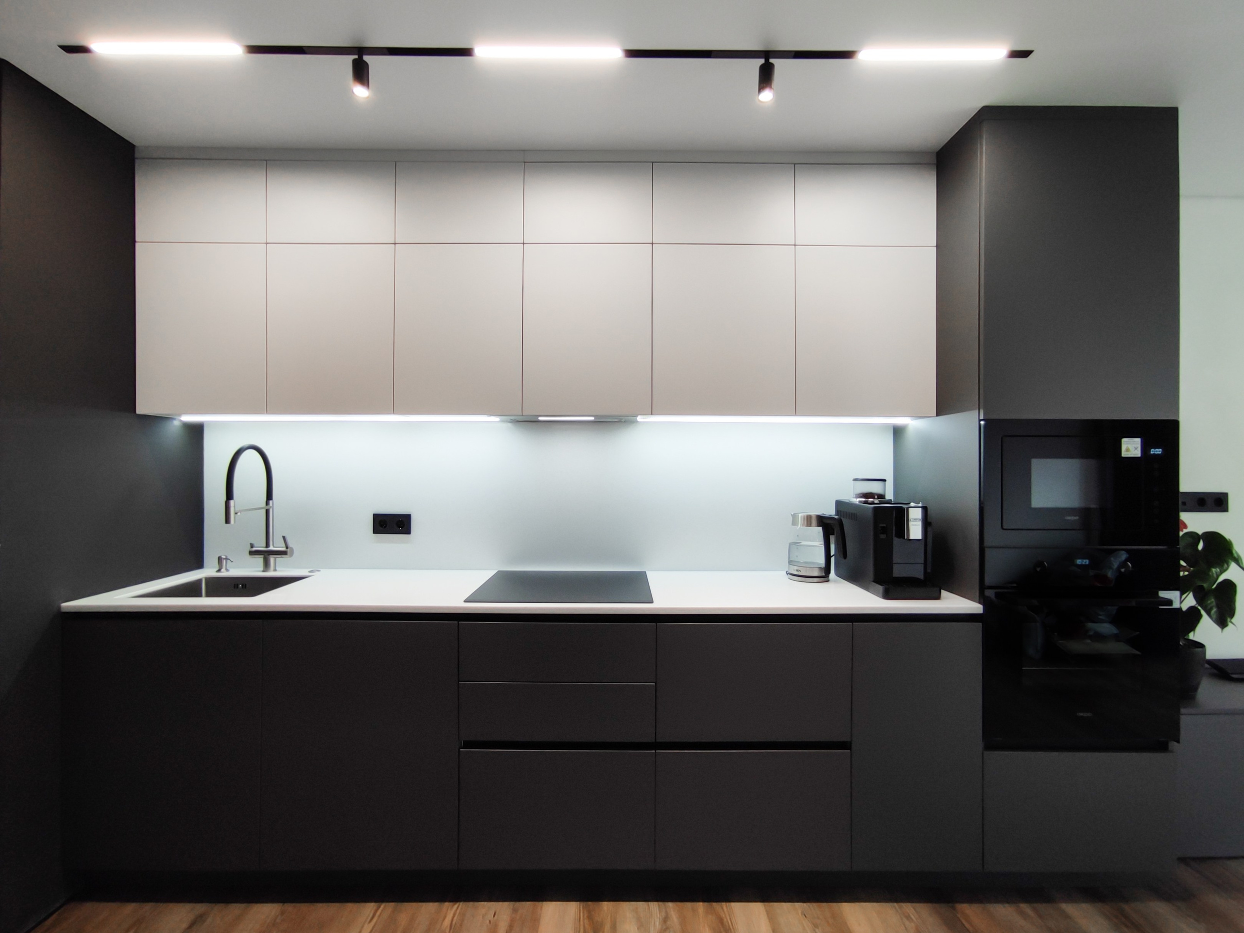 Для мебельных производств. Семейный фотодуэт Ирина и Николай Власьевы. Фотосессии в Новосибирске