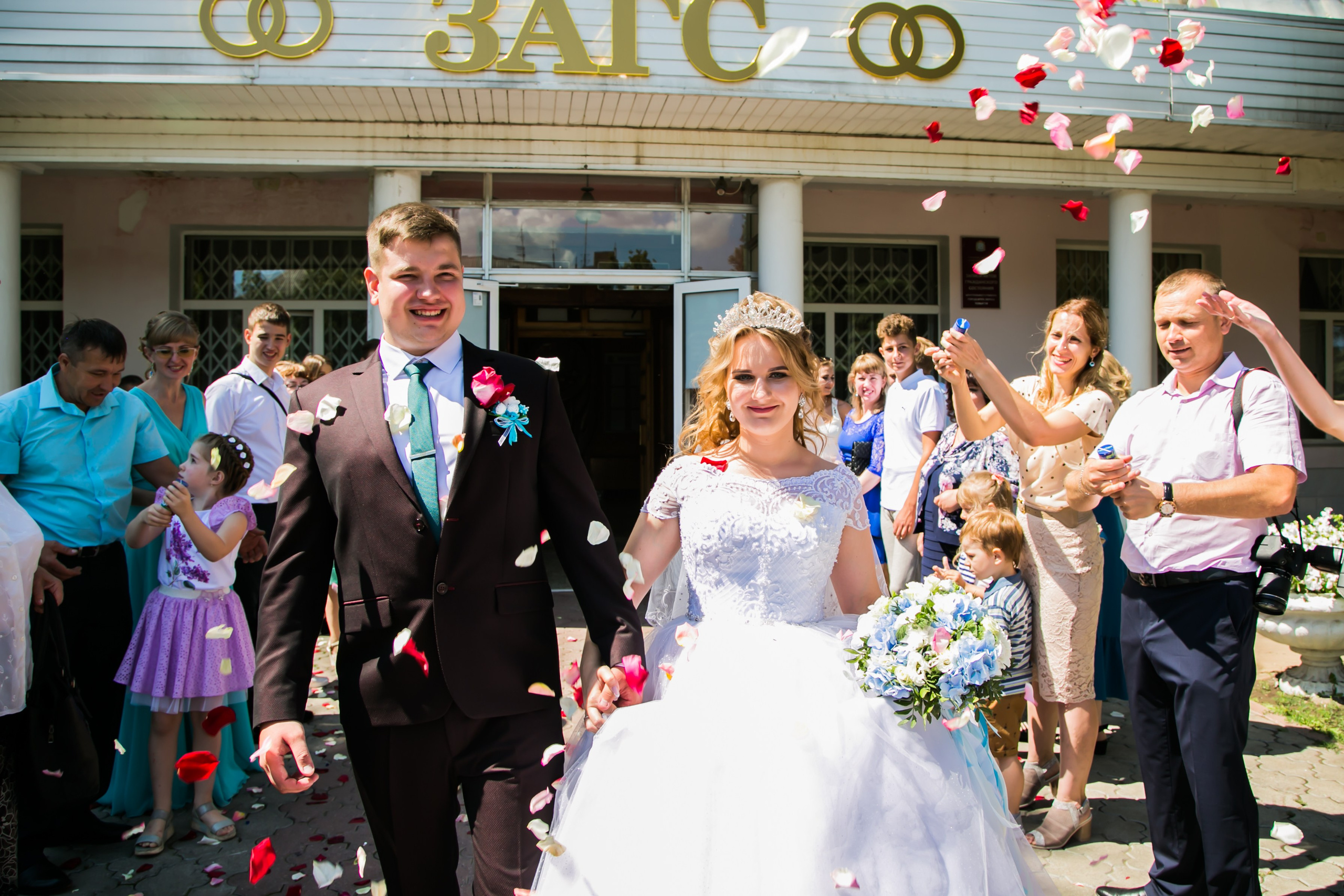 Свадебная фотосессия в Тольятти. Свадебный фотограф, видеограф в Самаре, Самарской области. Видеосъемка